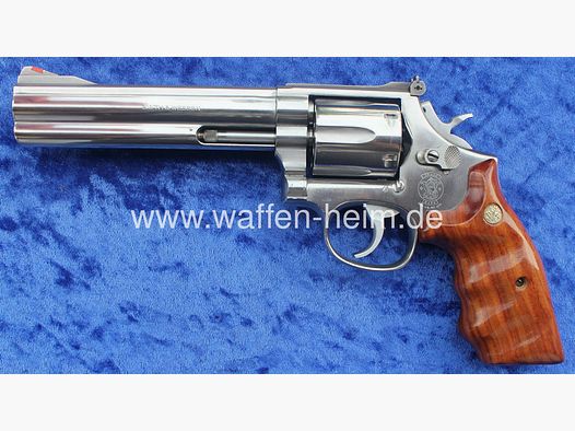 Smith & Wesson	 686 - 3 / 6"