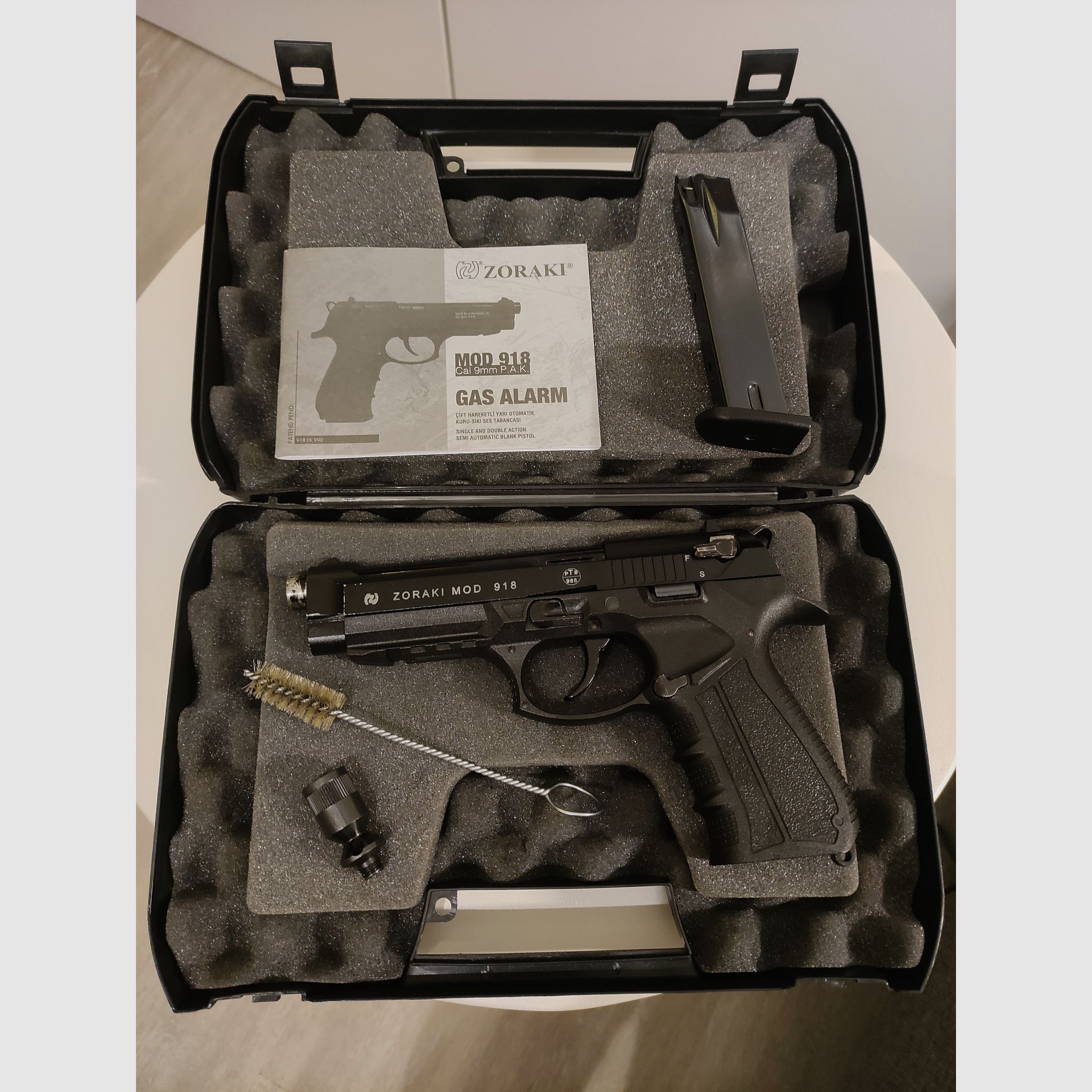 Zoraki 918 Schreckschusspistole mit 18 Schuss Magazin