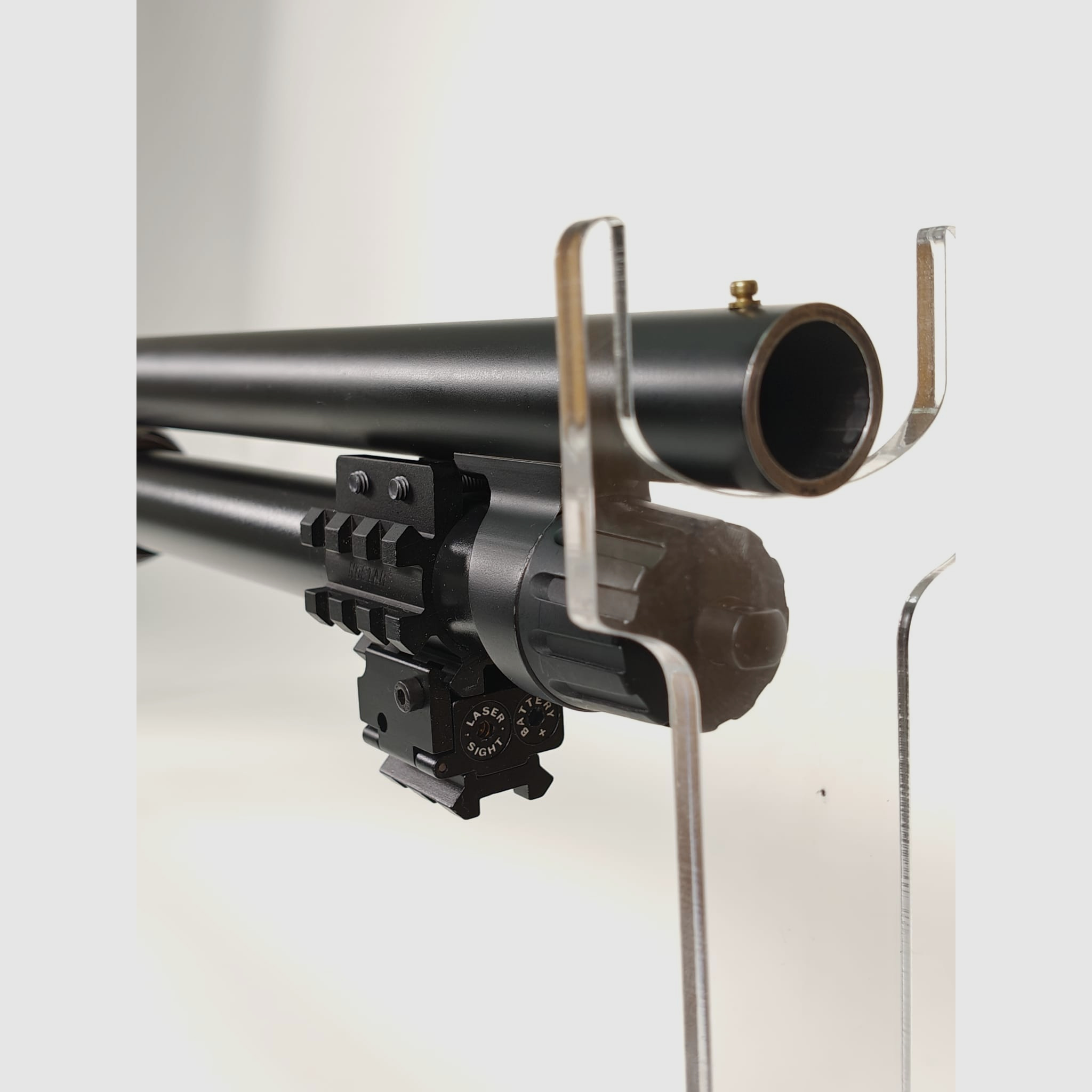 Winchester SXP 12/76 – als nieuw voorhand herhalingsgeweer