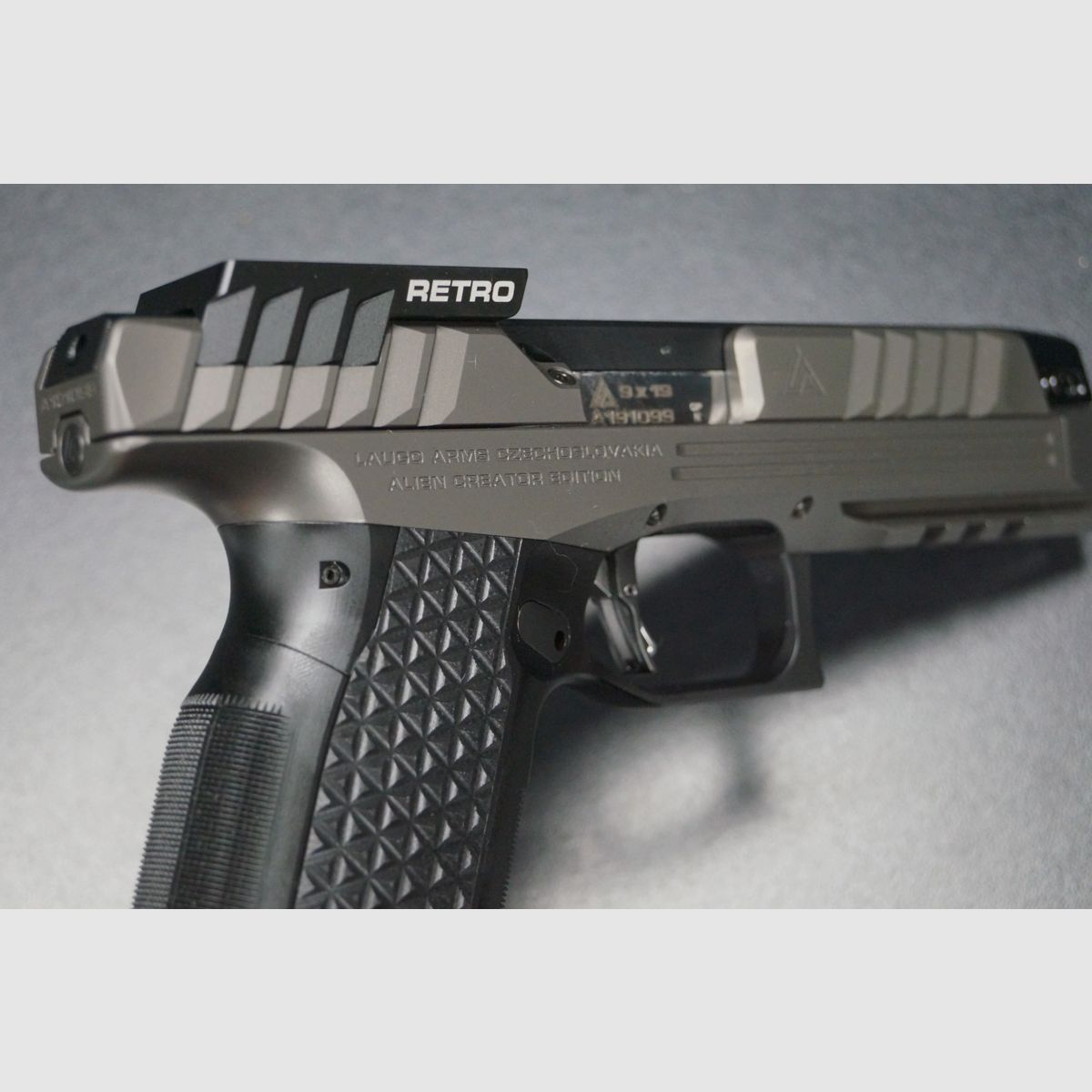 Laugo Arms Alien Creator Retro Kit 9mm Para, Bild 3 von 7