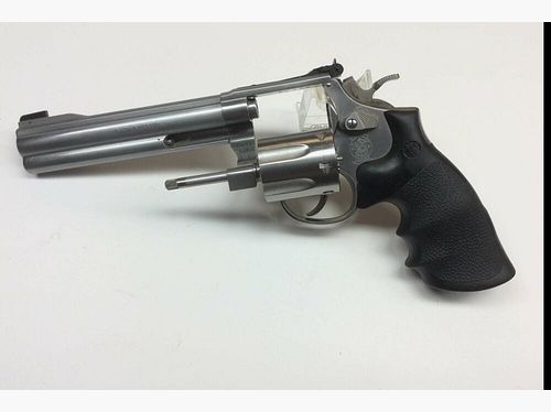 Smith & Wesson Mod. 617	 .22lr