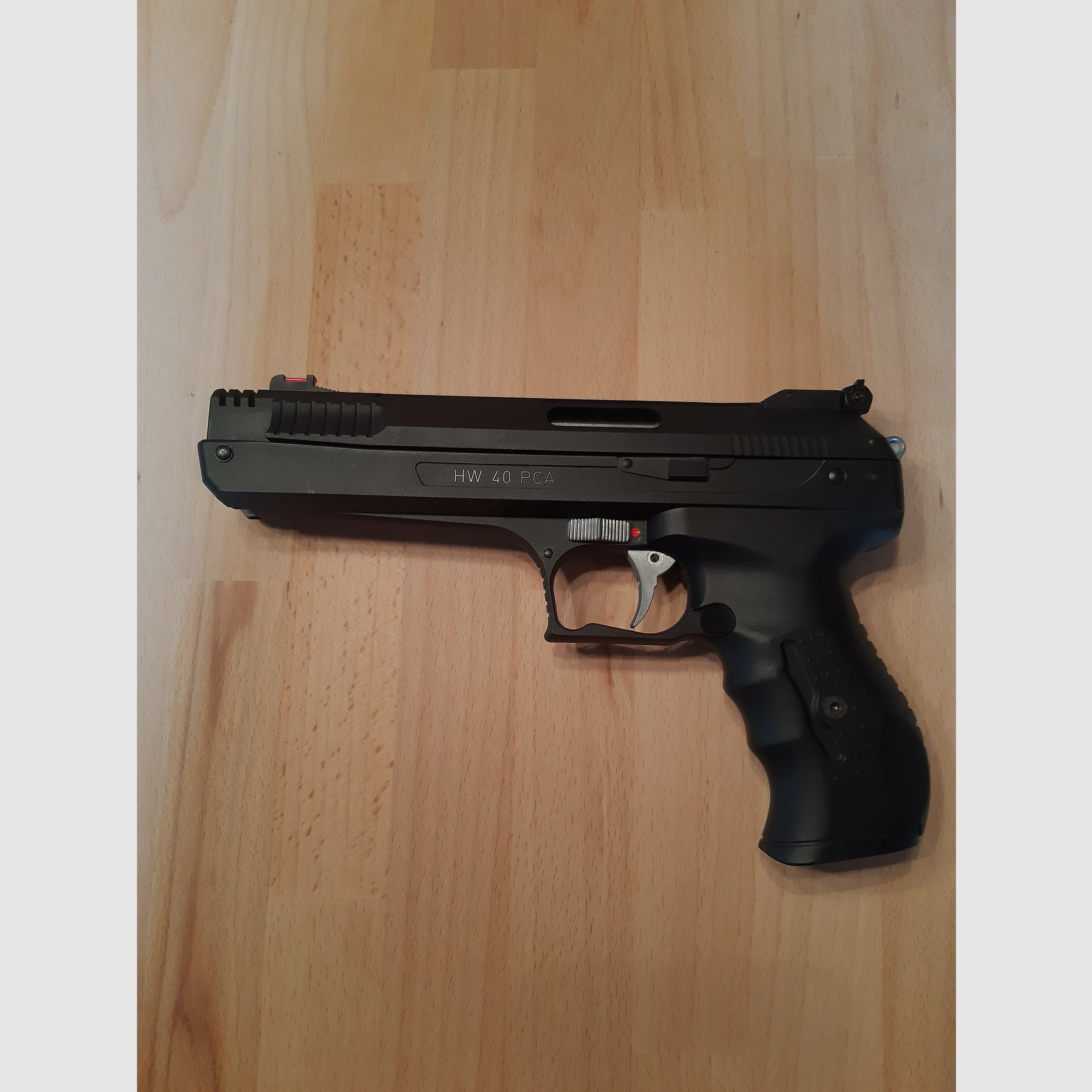 Weihrauch Sport Luftpistole HW 40 PCA