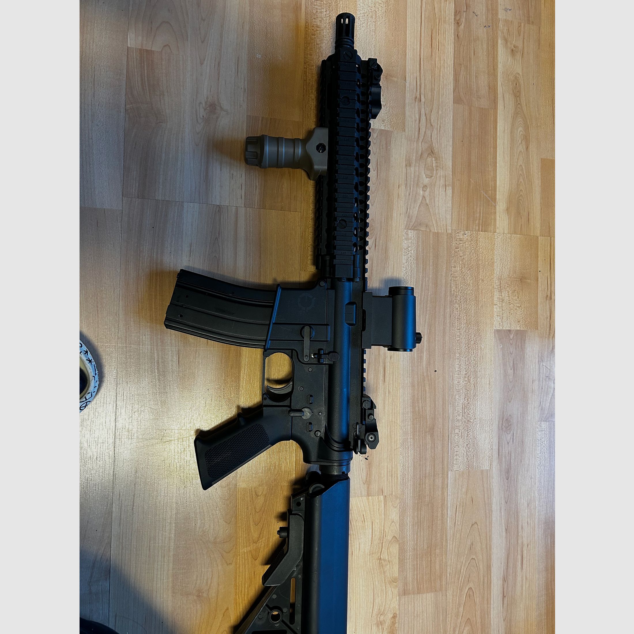 MK18 Gas Airsoft – with optics, used