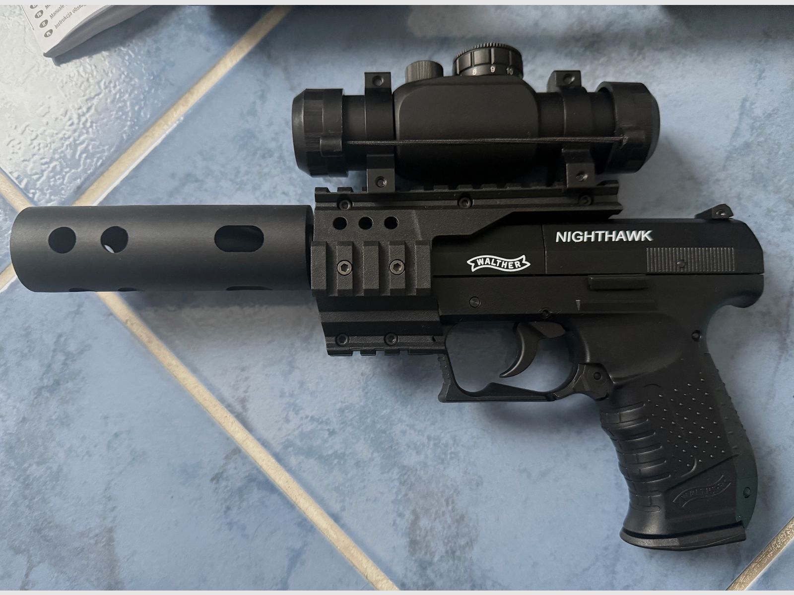 Luftpistole Walther Nighthawk  CO2 mit Zubehör wie Neu