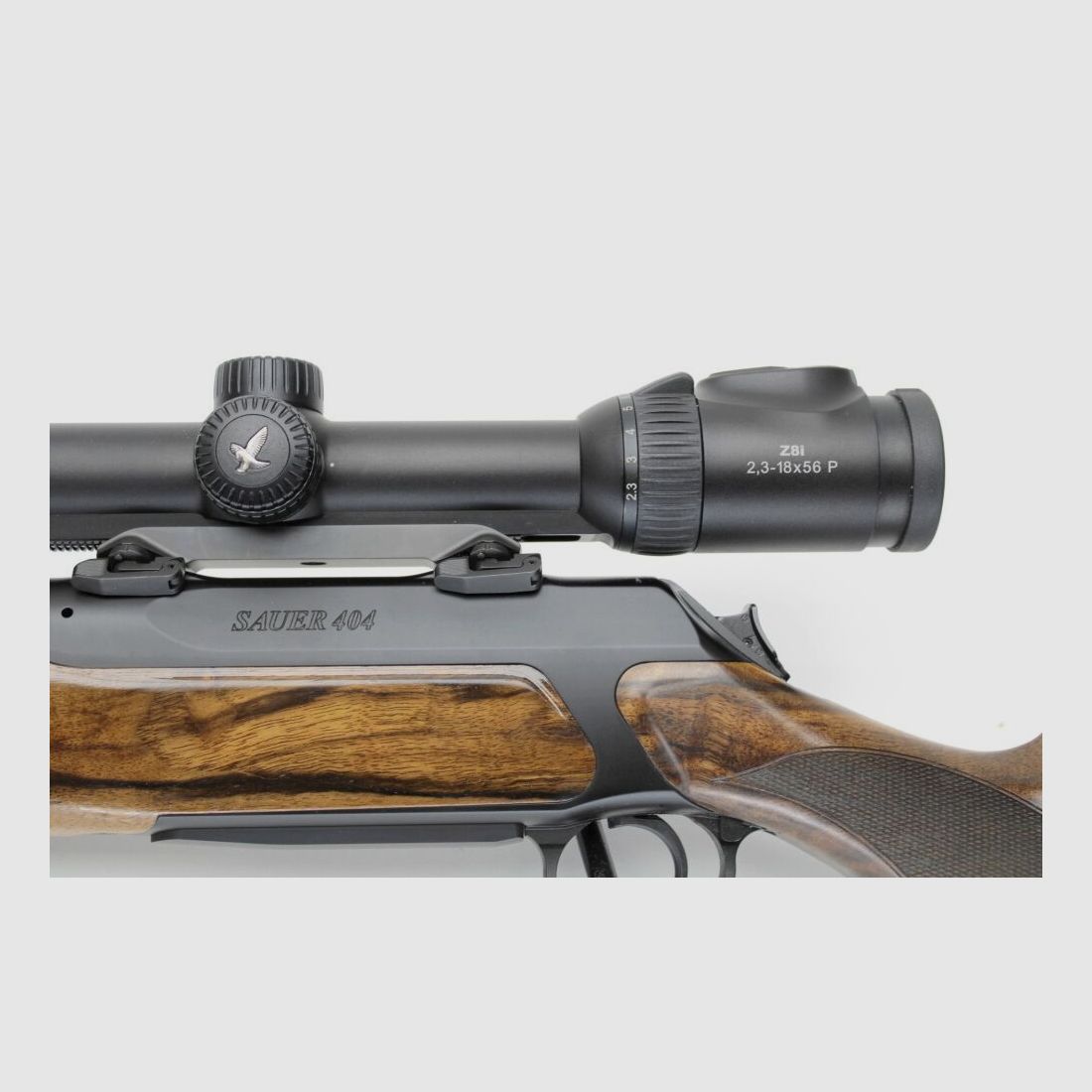 Rep Büchse Sauer 404 Elegance Kal. .30-06 mit SD und Swarovski Z8i 2,3-18x5 Pfandversteigerung 17.7.25