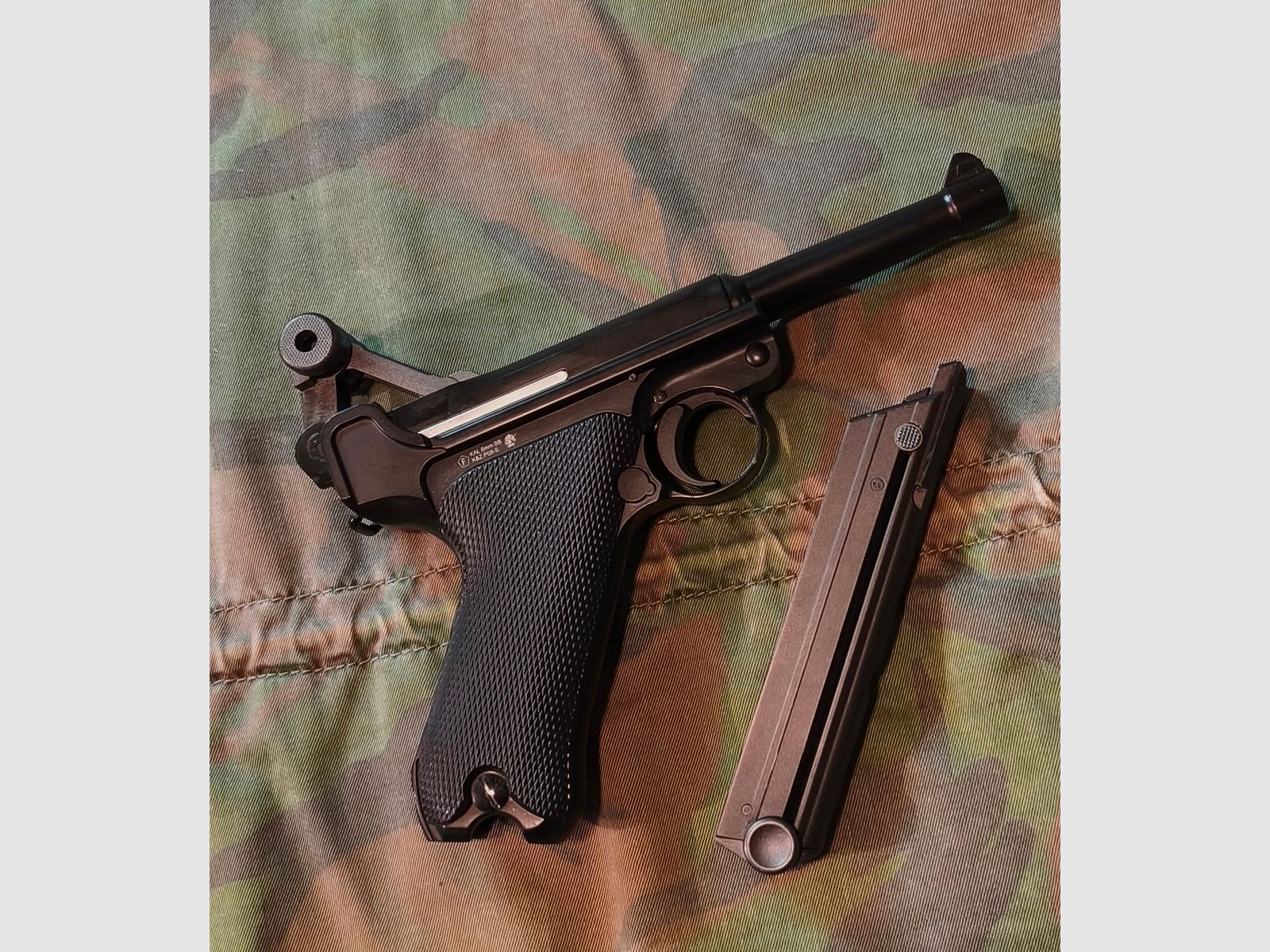 P08 Airsoft Vollmetall GBB 6mm BB noir - Version 4 pouces