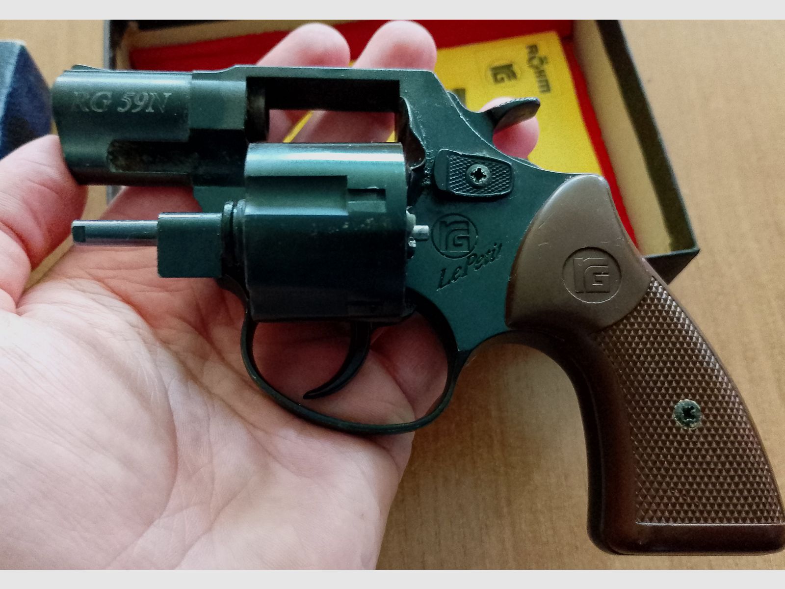 Röhm RG 59N Le Petit Schreckschussrevolver im Kaliber 9mm R.K. mit OVP!