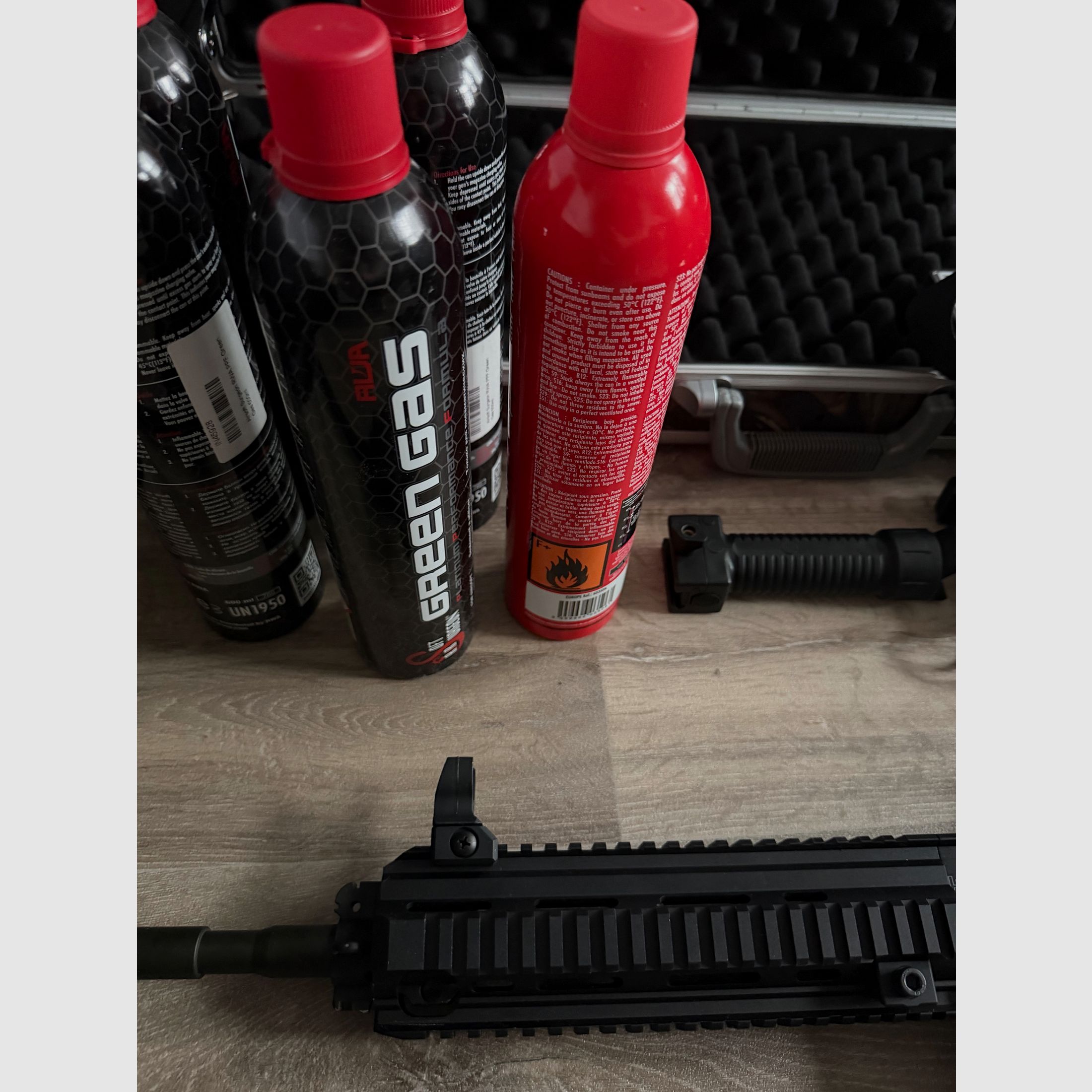 Heckler & Koch HK416 A5 Schwarz Vollmetall Softair-Gewehr Kaliber 6 mm BB Gas Blowback (P18), Bild 2 von 14