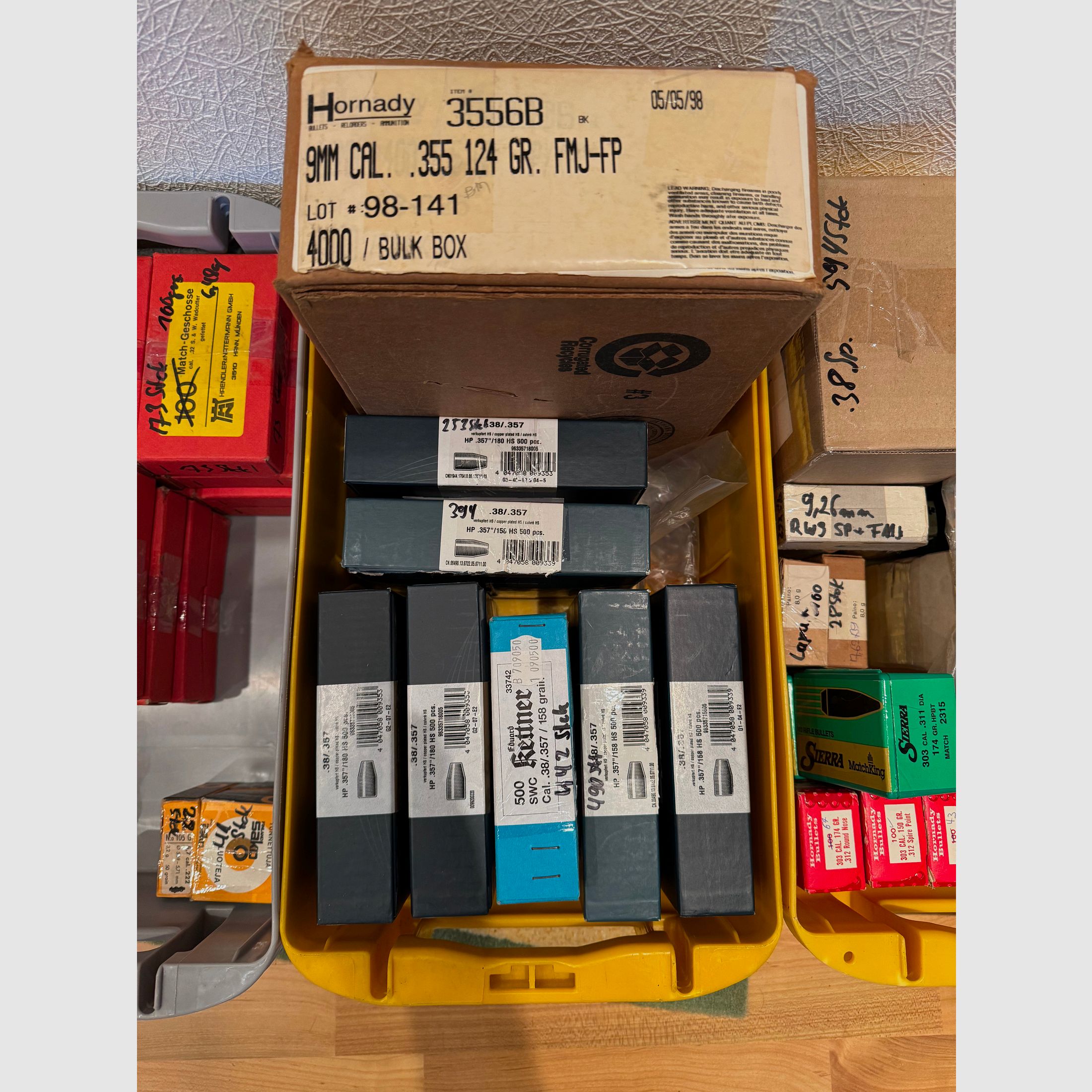 Reloading .38 Special / .357 Magnum - Various items such as primers, cases, bullets, dies, molds..