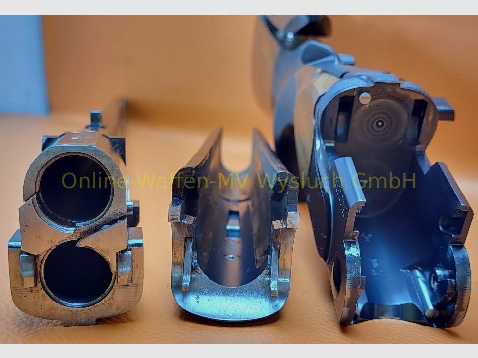 Aus Italien ! Beretta DT11 black Sporting AS 81er Läufe