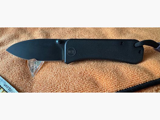 WE Knife Banter ganz schwarz. Vitrinenstück unbenutzt