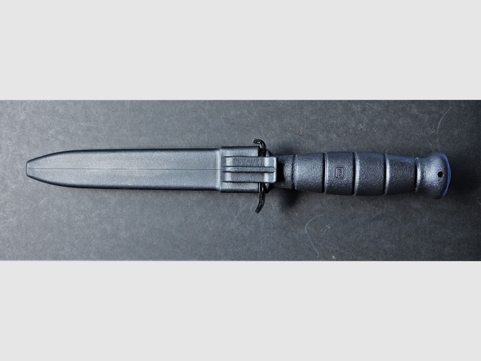 Glock field knife FM 81 black – Military multipurpose knife