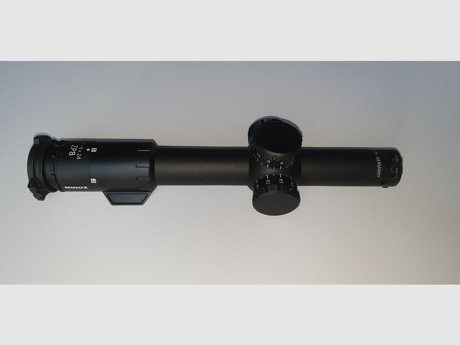 Minox ZP8 1-8x24 Abs. MR10+