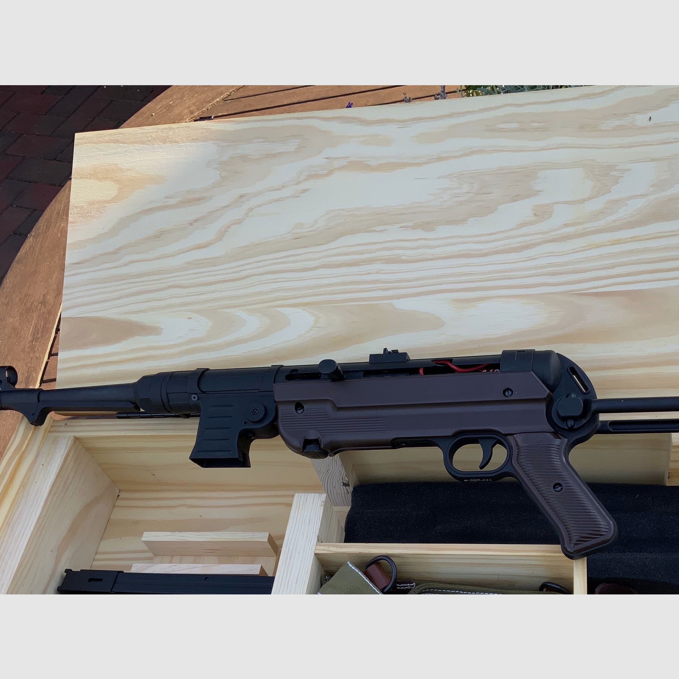 Airsoft MP 40 K&Z SRC