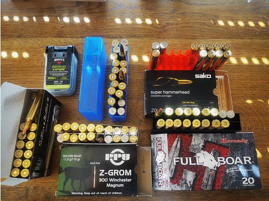 300 Win. Mag. 65 Schuss gemischte Munition 