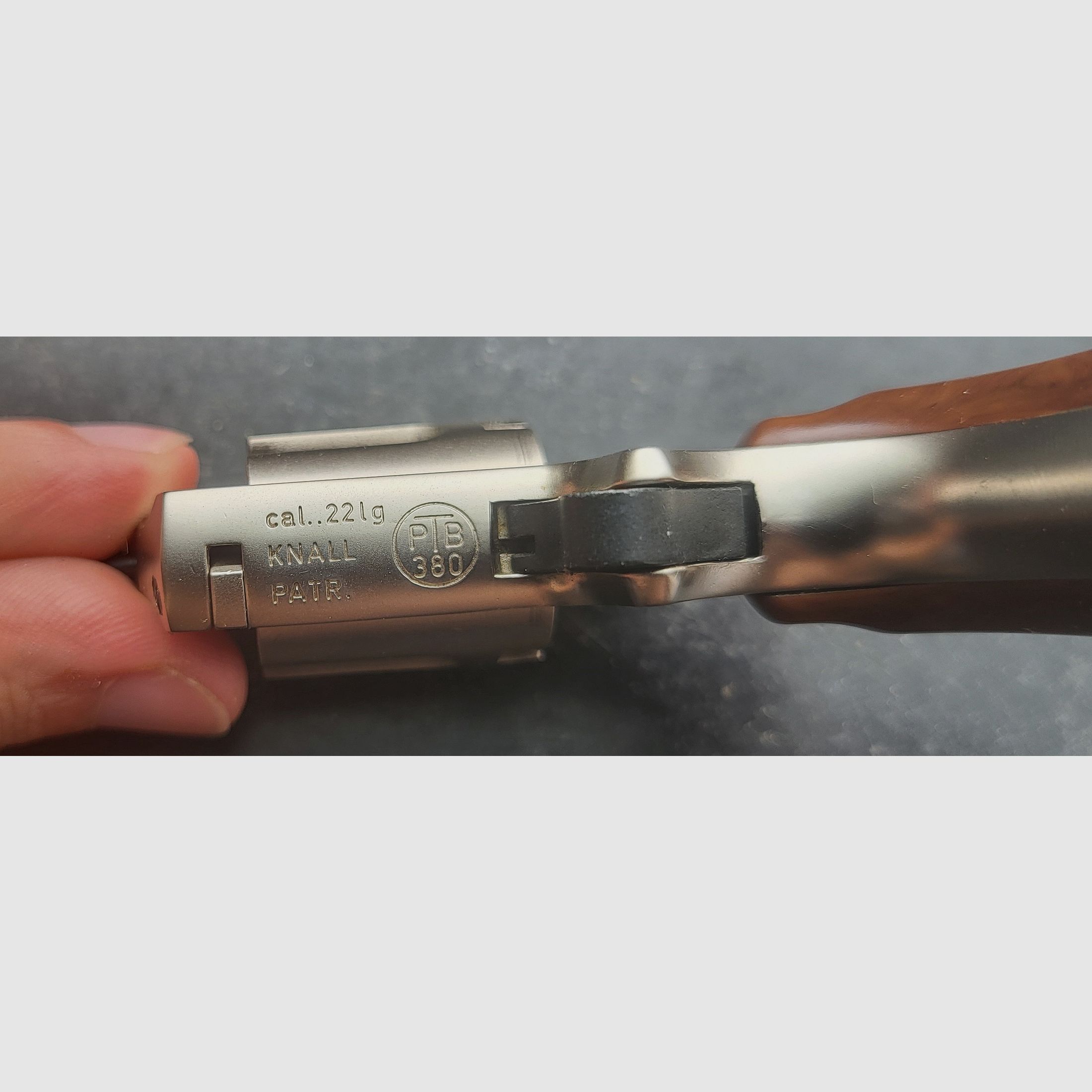 Röhm Little Joe .22er Gas/Knallrevolver im Nickelfinish PTB 380