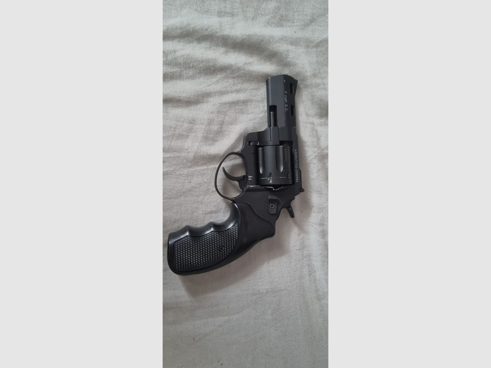 Zoraki revolver 
