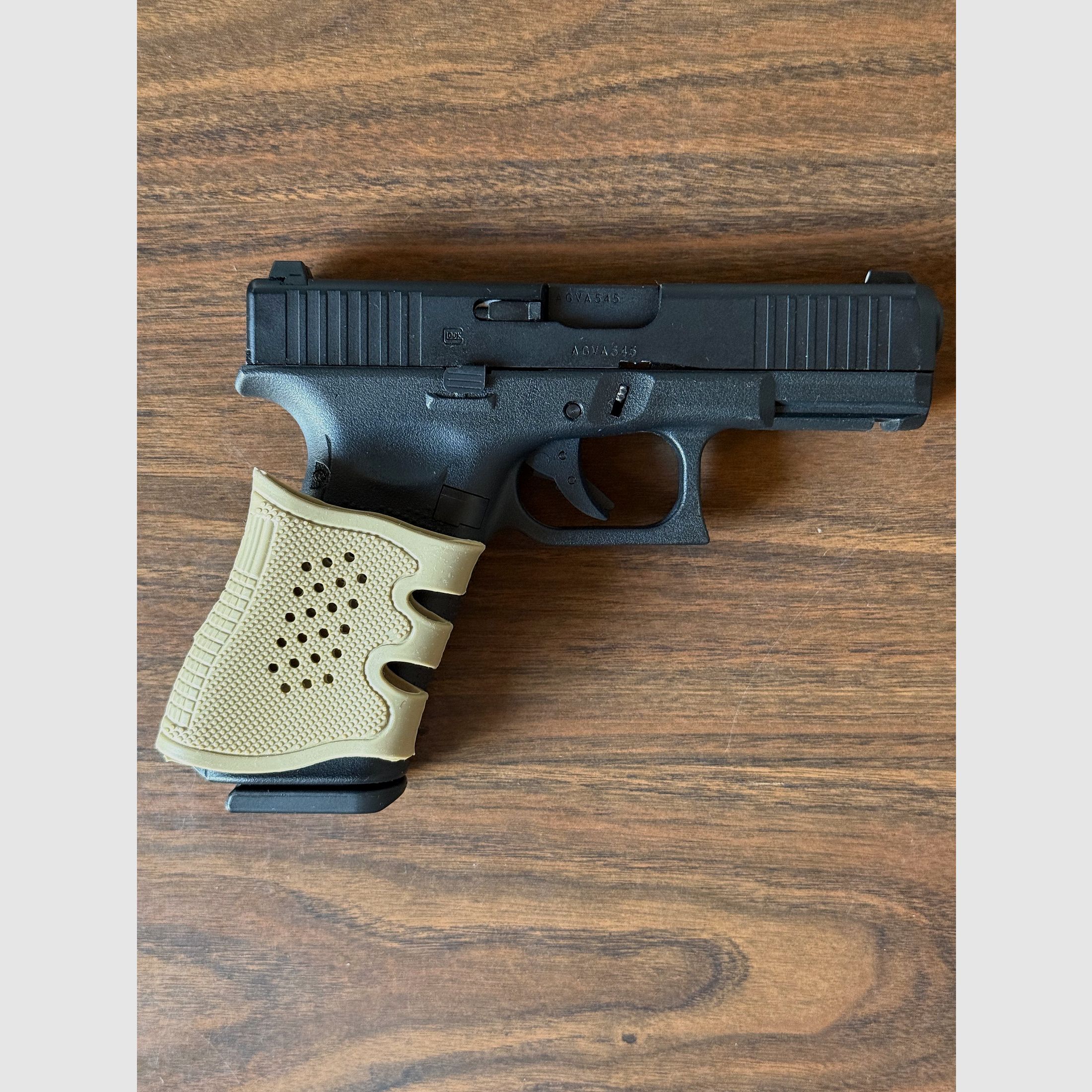 Glock 45 Gen5 GBB Airsoft-Set (Kal. 6 mm BB) – Komplettpaket