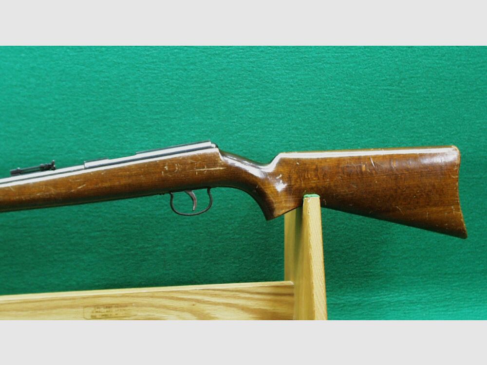 Anschütz single-shot rifle
