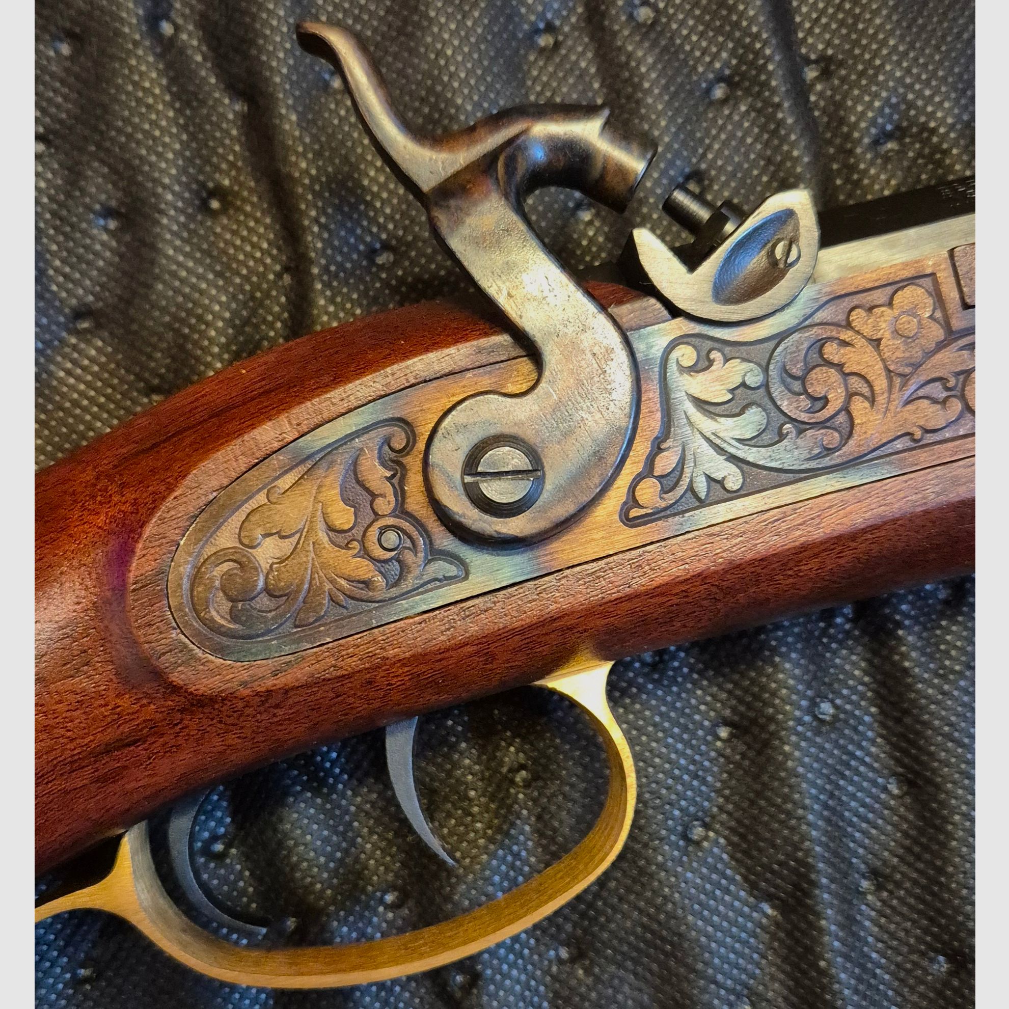 Investarm Hawken Rifle (Perkussions-Vorderlader) Kal. 45 ***NEU***