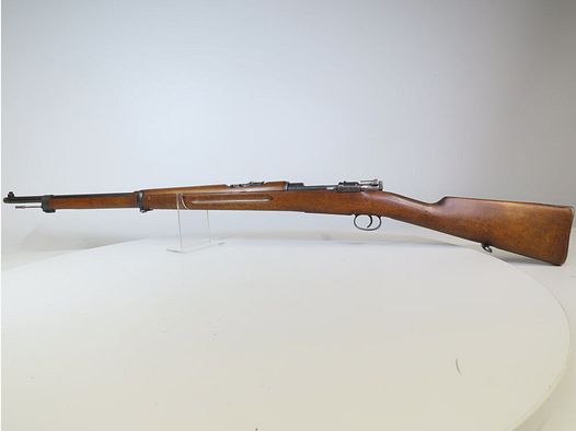 Mooie Carl Gustafs M96 incl. fijne richtlijn!