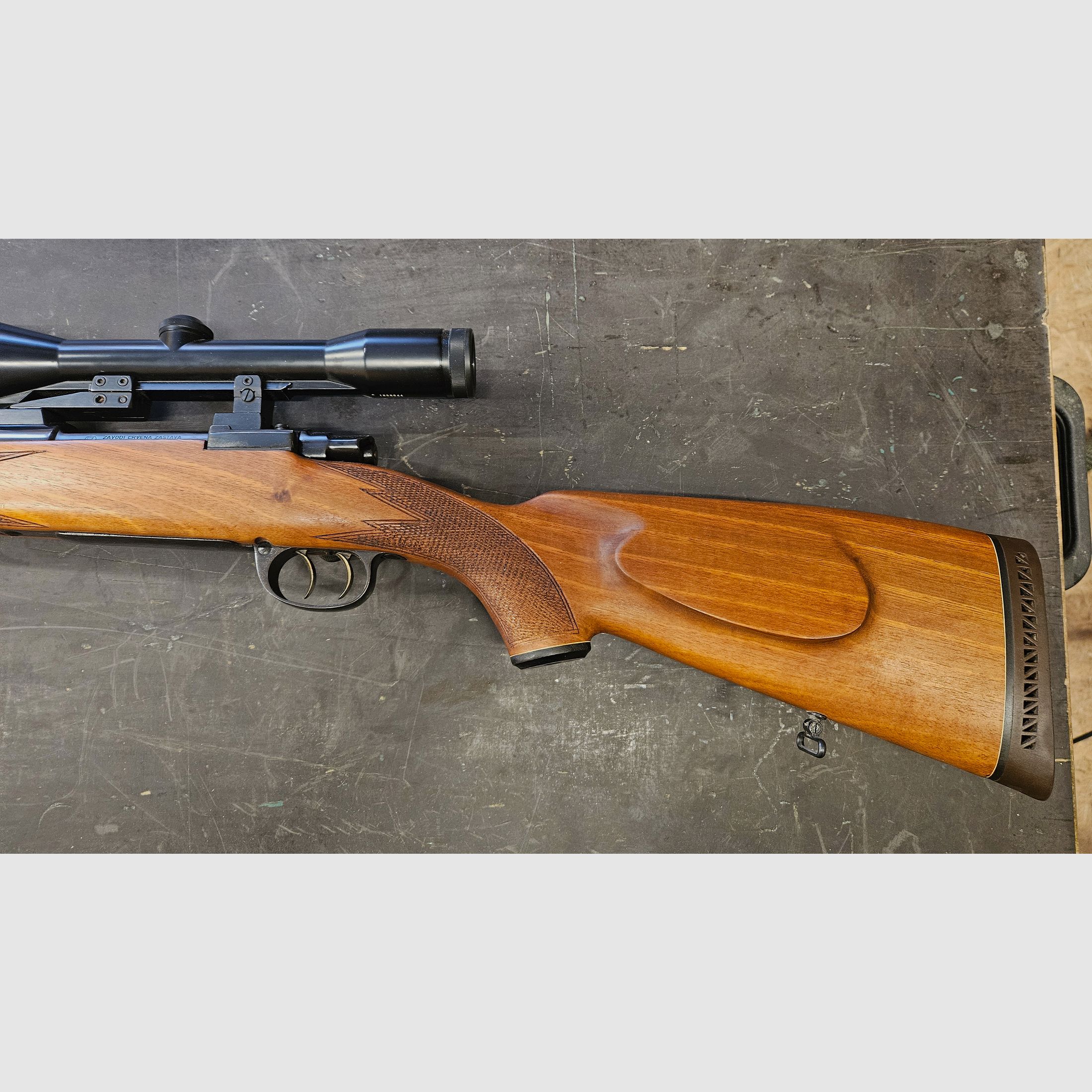 Zastava 98er in 7x64 mit Zeiss ZF in 6x42