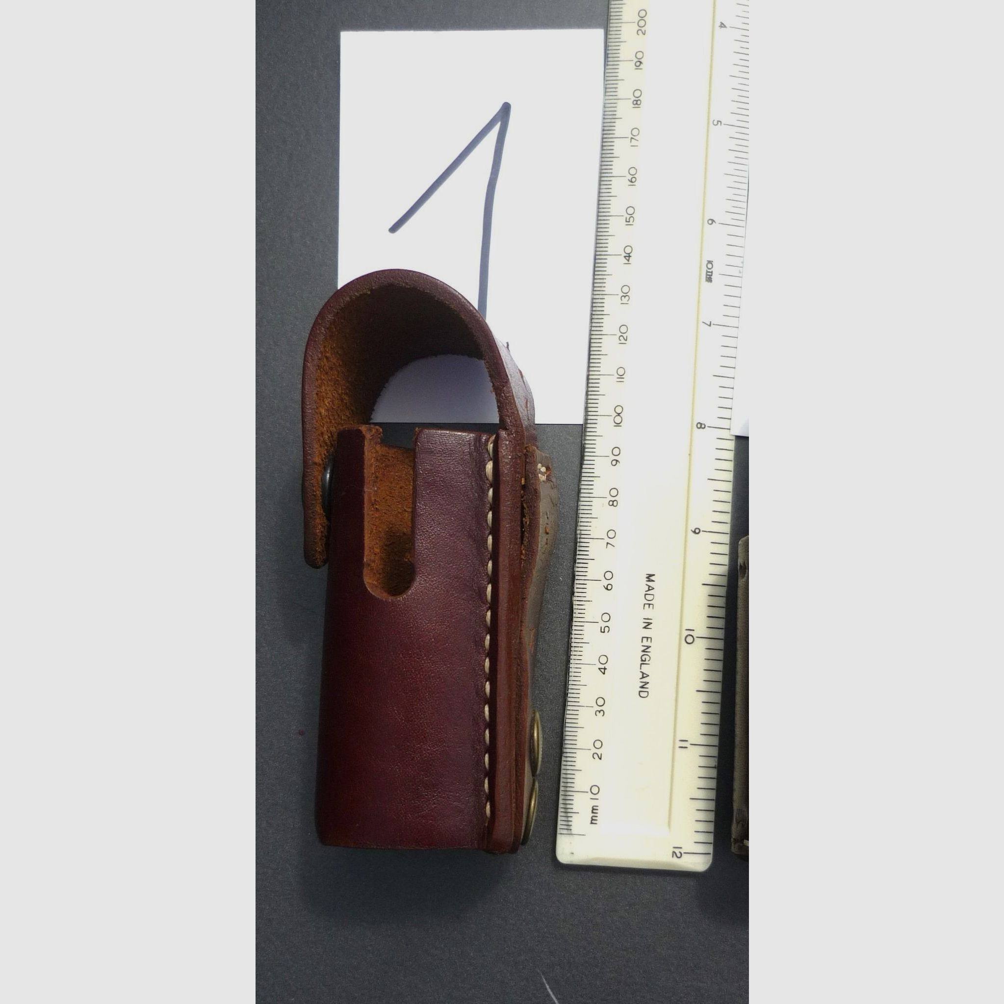 HKDesign gran contenedor para transportar, por ejemplo, spray de gas lacrimógeno o similar en el cinturón