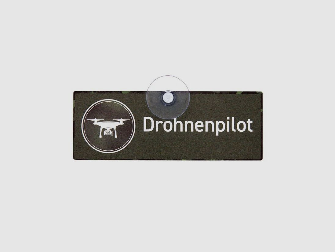 Wild Hilde car sign with suction cup - "Drone pilot" | "Drone pilotess