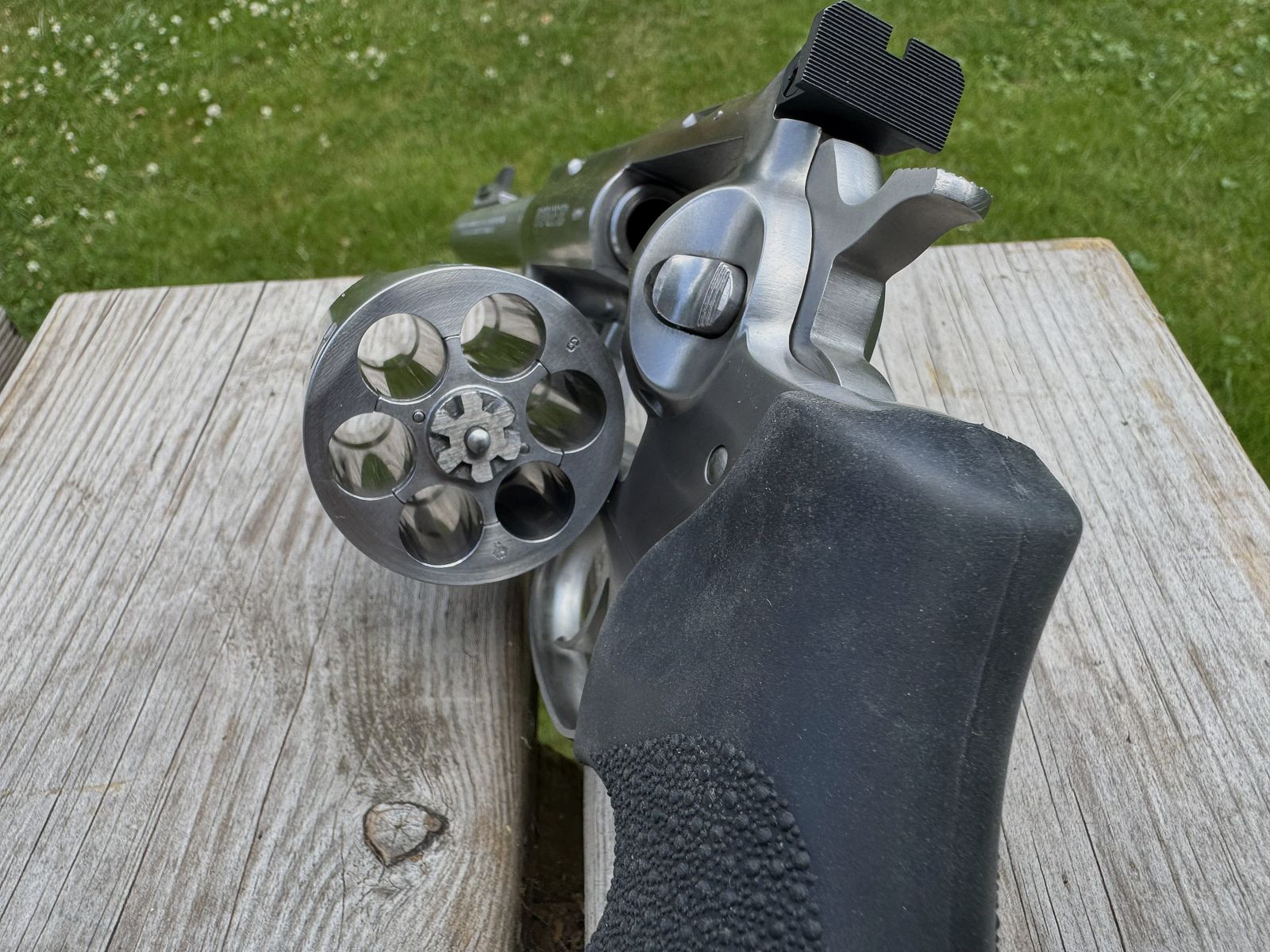 Ruger Super Redhawk .44Magnum 7.5“ stainless steel, like new, from hunter's hand