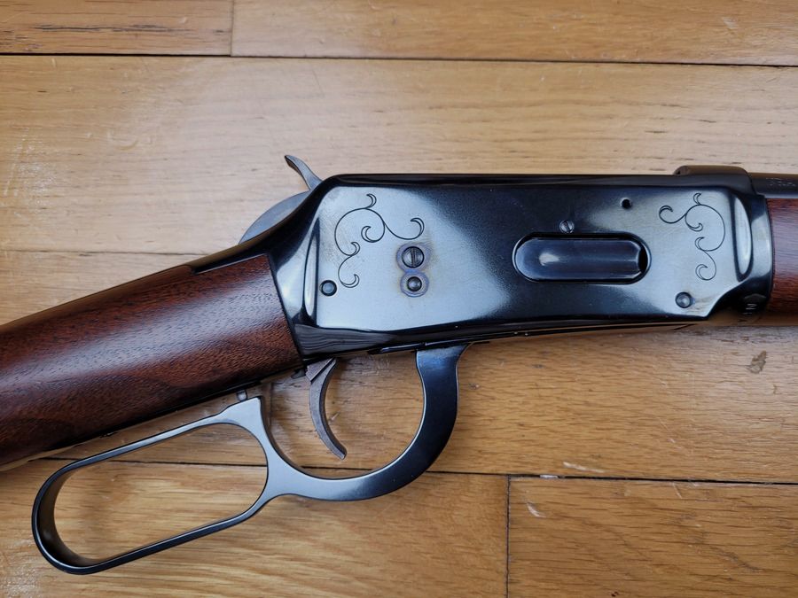 Zeer mooie Winchester herdenkingswapen – » Centenial NRA » – Musket 1894 – 23.000 ex. – Prachtige bluing – 30-30 Win – Perfecte staat, afbeelding 4 van 18