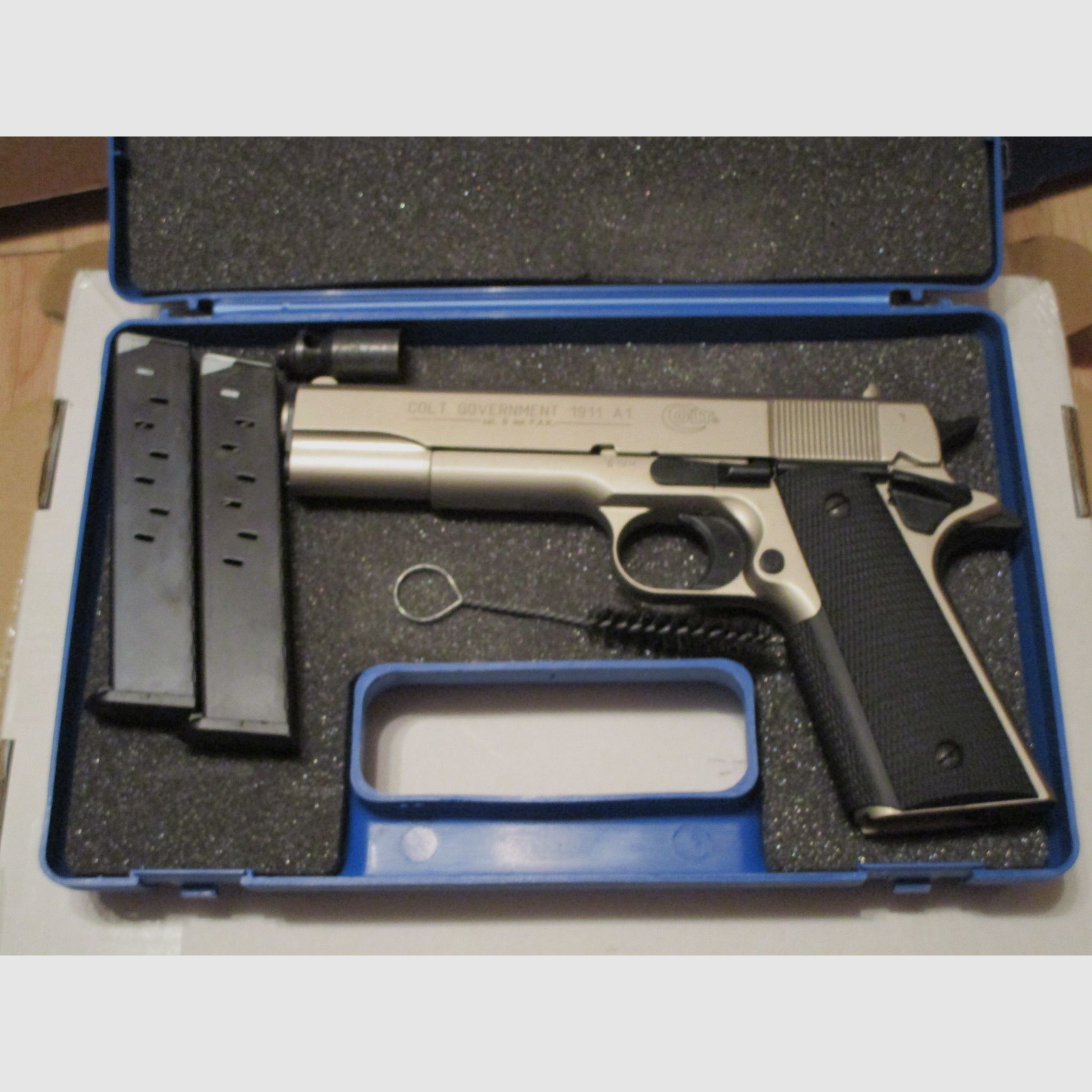 Umarex Colt Government 1911 A1 nickelfarben