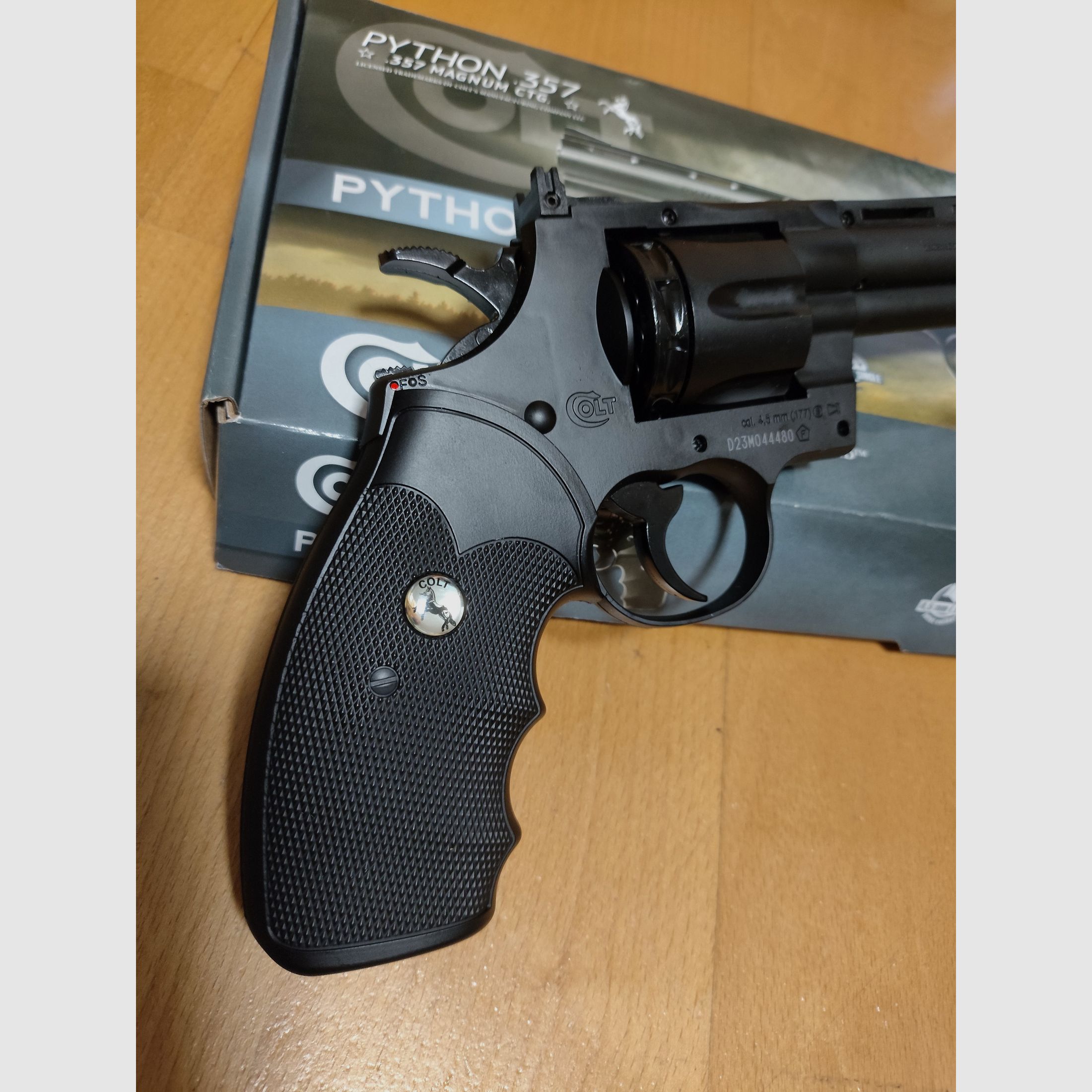 Colt Python .357 CO2 4,5 BB und Diabolo