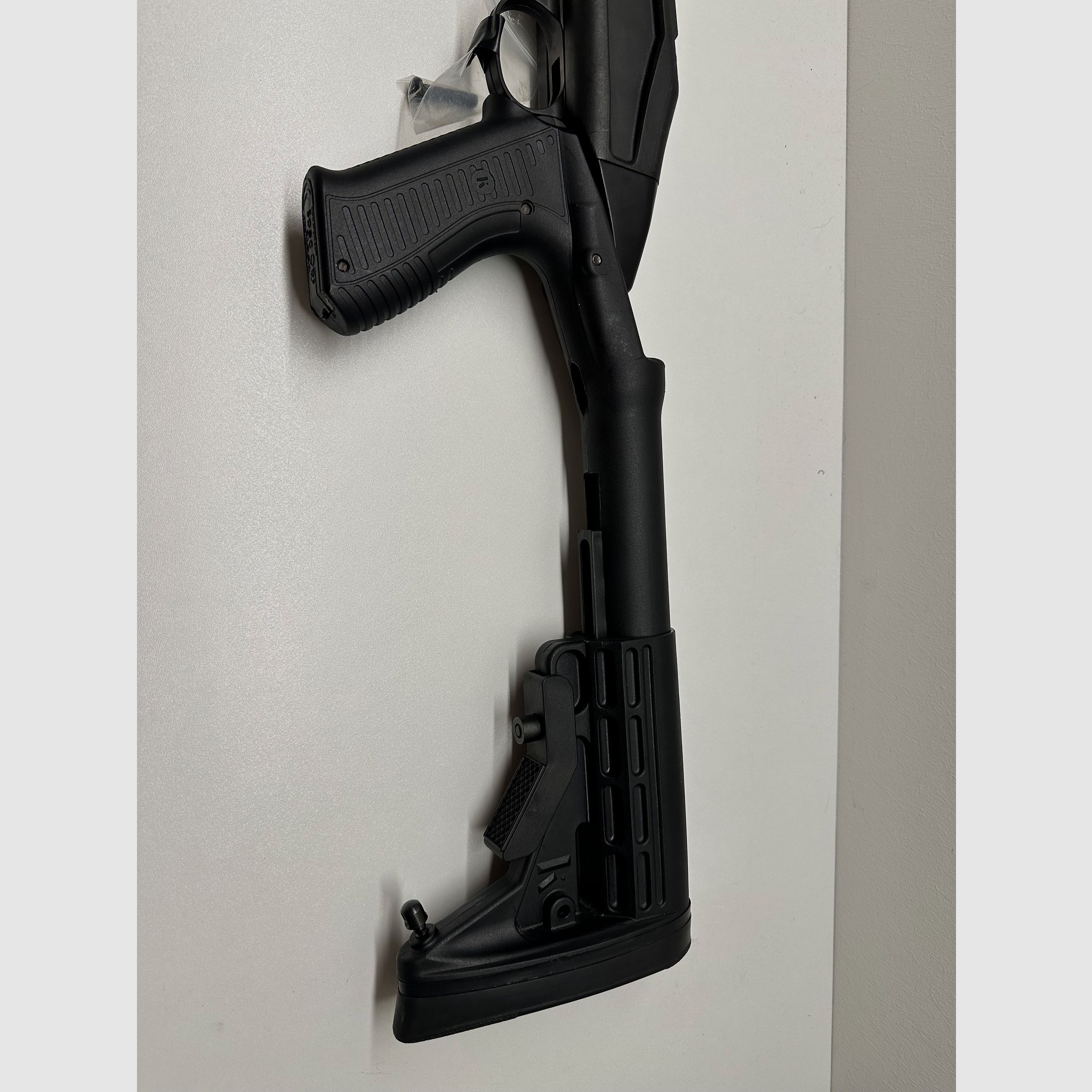 Knoxx Axiom kolba do Howa 1500 SA