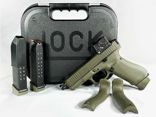 GLOCK 45 Gen5 FS A-CUT COMBO Hunter Edition with Aimpoint COA