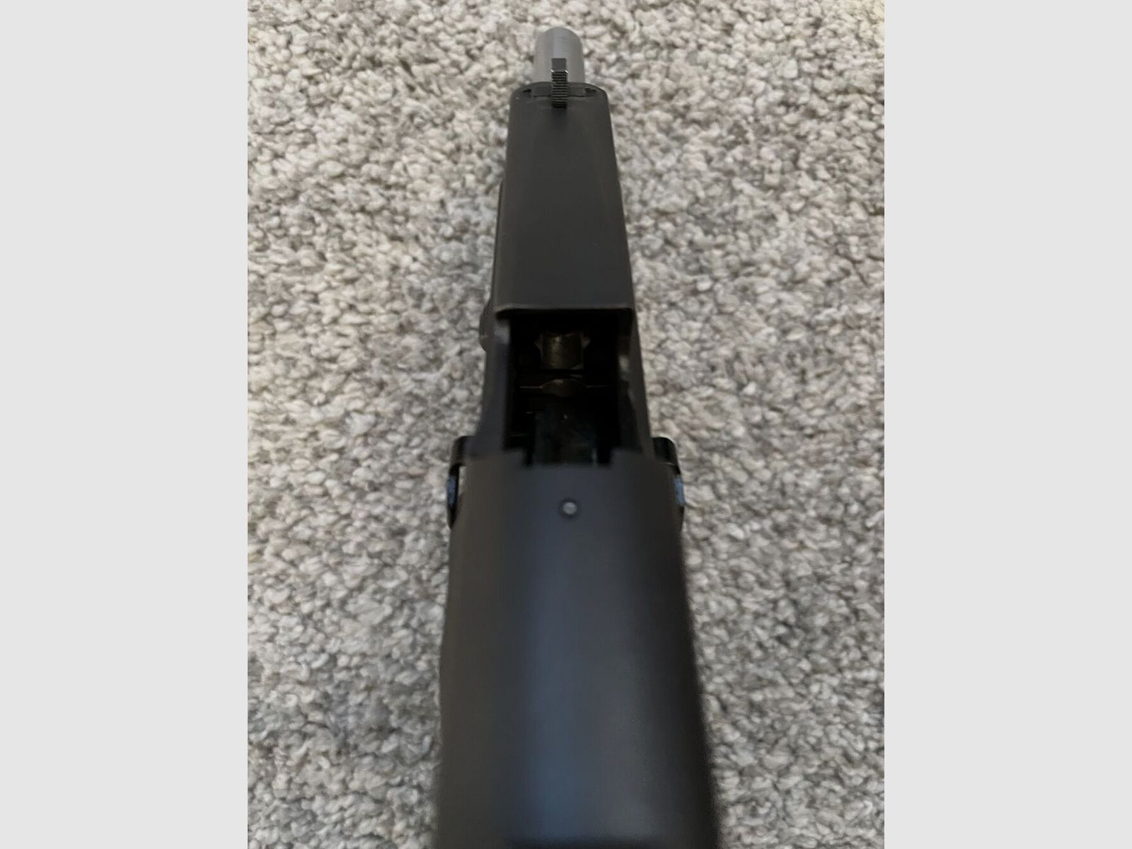 Cz Crevna Zastava/ 99 / Sig Sauer 220