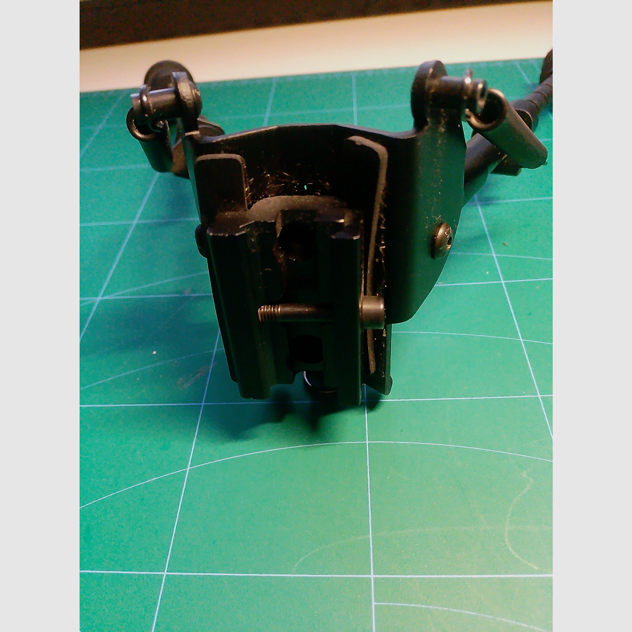 Zweibein 22 mm Metall Airmagnum PCP Gewehr mit Federn höhenverstellbar Gummi an den Füßen