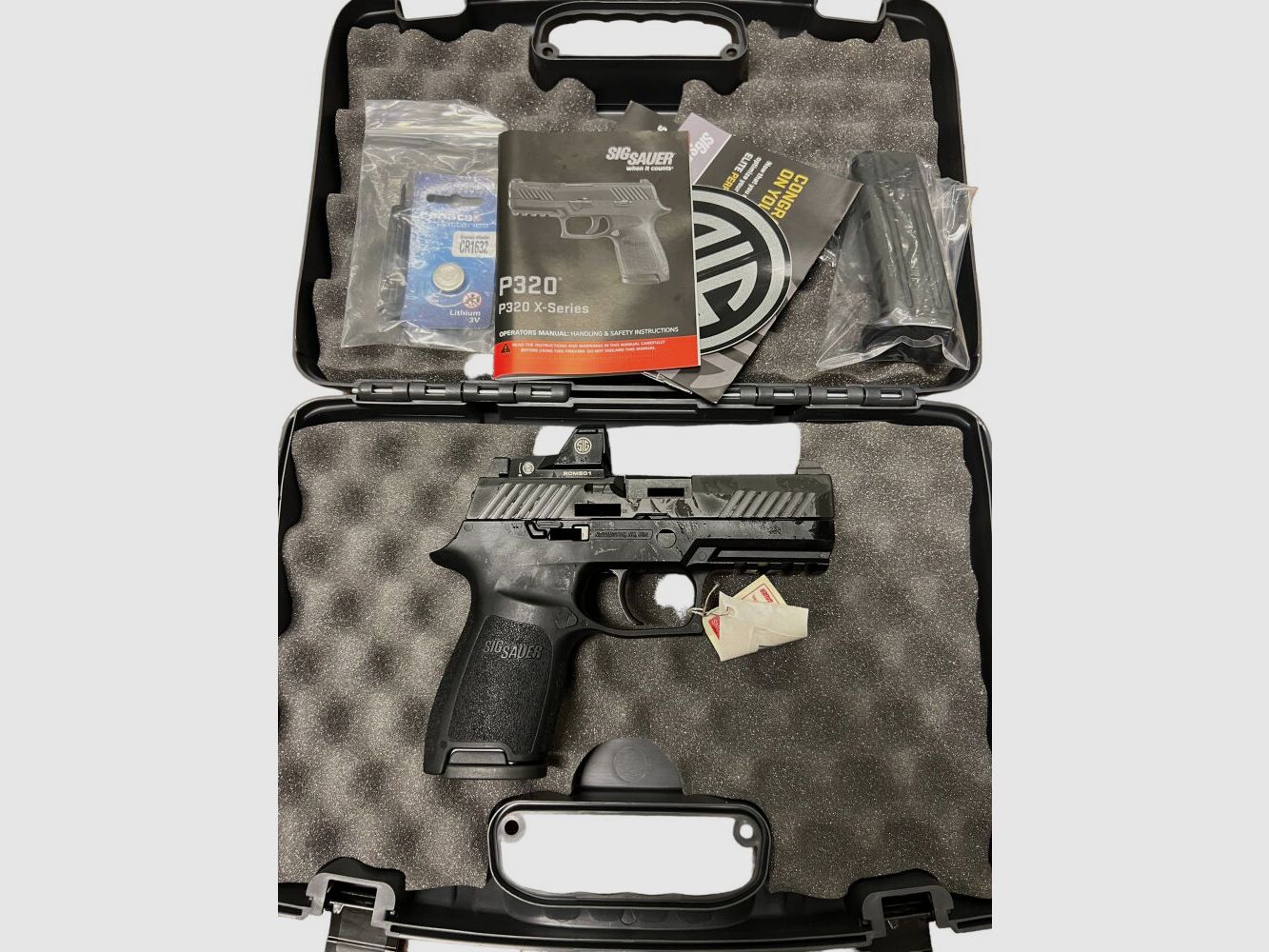 Sig Sauer P320 with Romeo 1