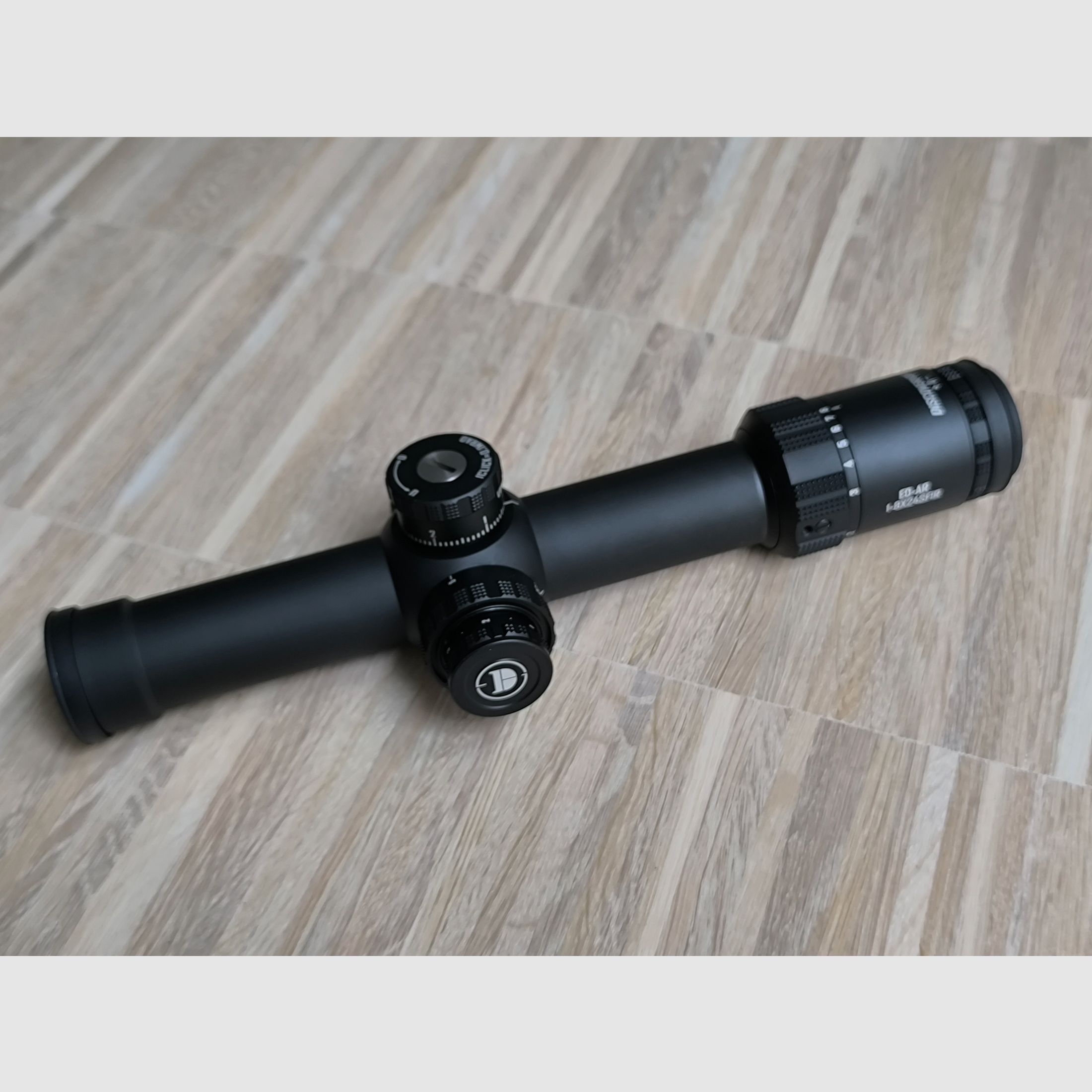 OPTYKA ODKRYWCZA ED-AR 1-8X24SFIR FFP-MRAD LPVO Luneta do polowania na dziki Szkło brak Vortex Kahles Athlon Bushnell Delta