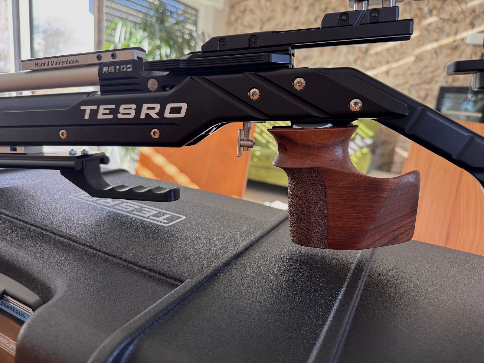 Match Luftgewehr TESRO Signum RS100 Schwarz.