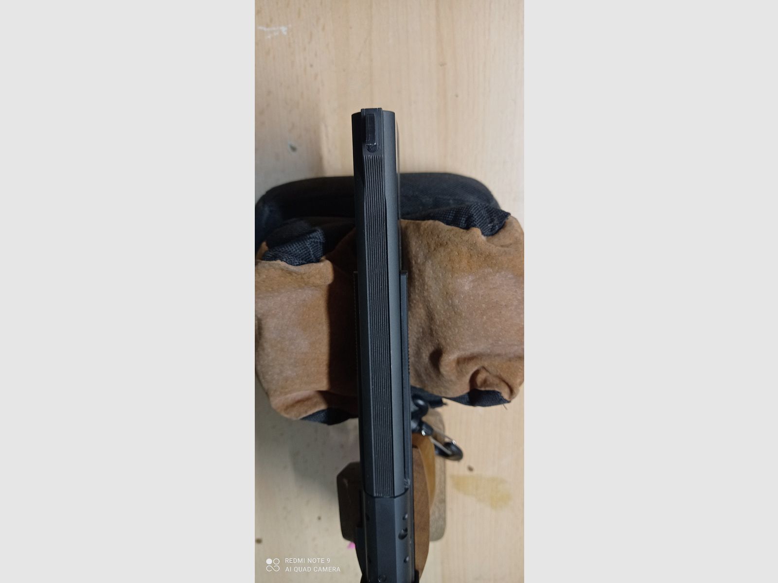 Semi-automatic pistol Hämmerli 208 including barrel weight