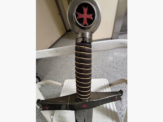Mittelalter Tempelritter / Kreuzritter Schwert mit rotem Tatzenkreuz, Top-Zustand!! 