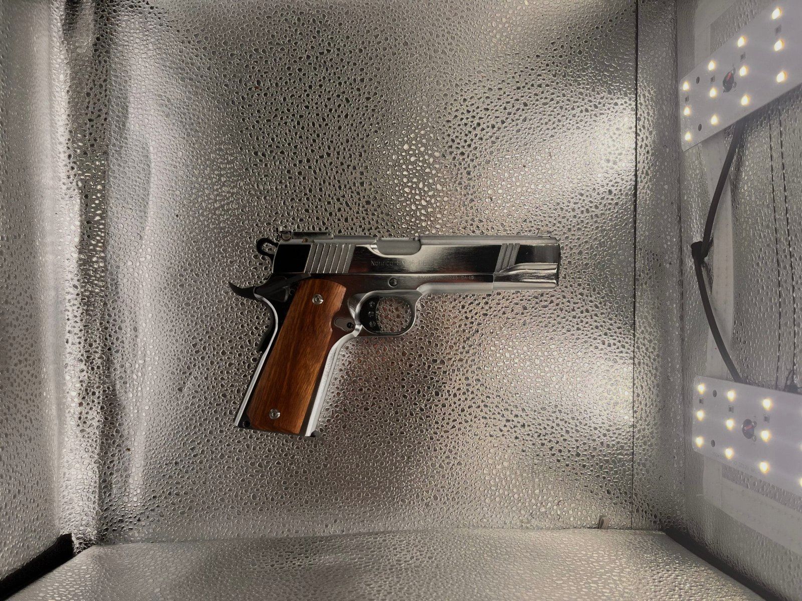 Norinco 1911 - Pistolet Kaliber .45 ACP | Replika Colta 1911, billede 2 af 4