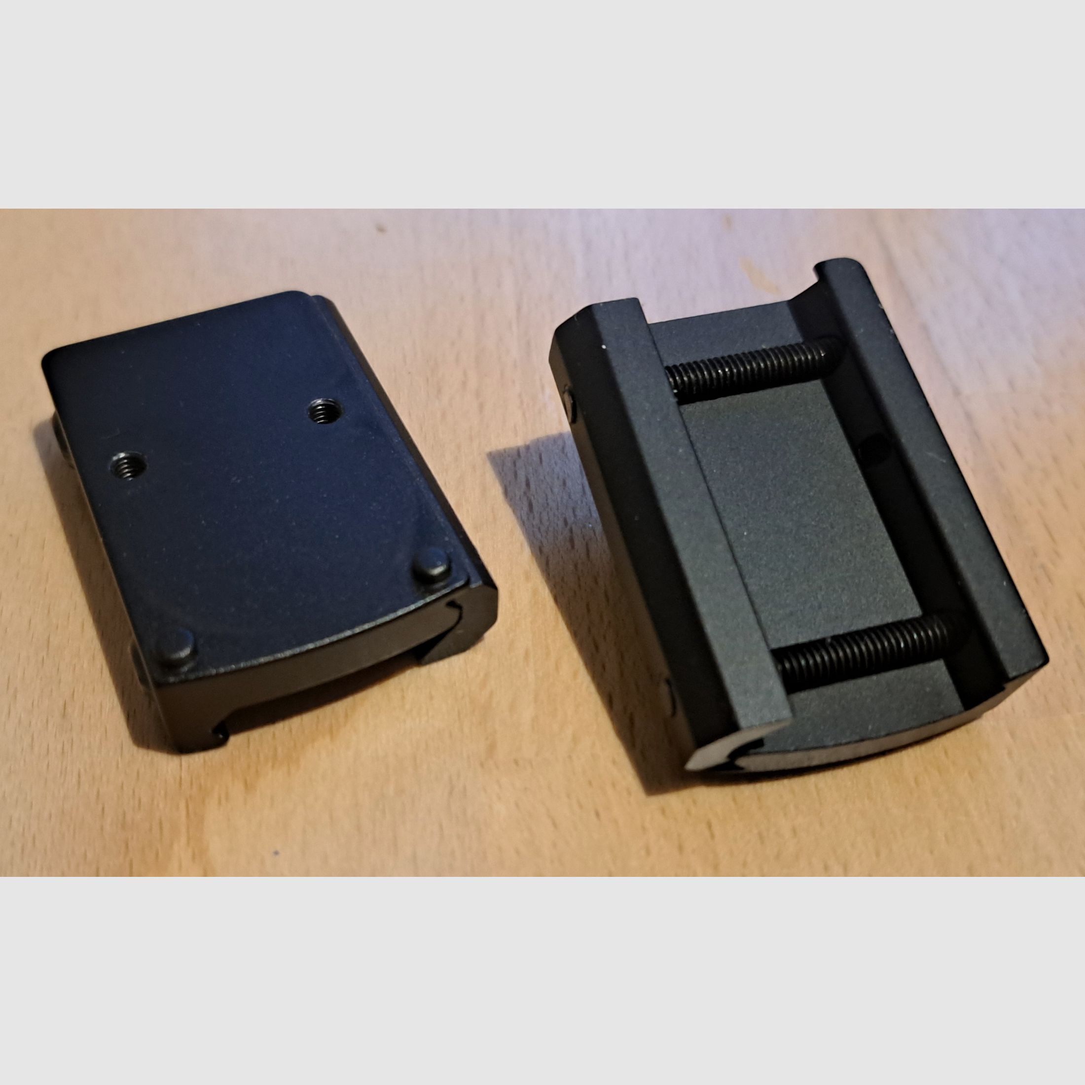 2x Red Dot Picatinny Montage