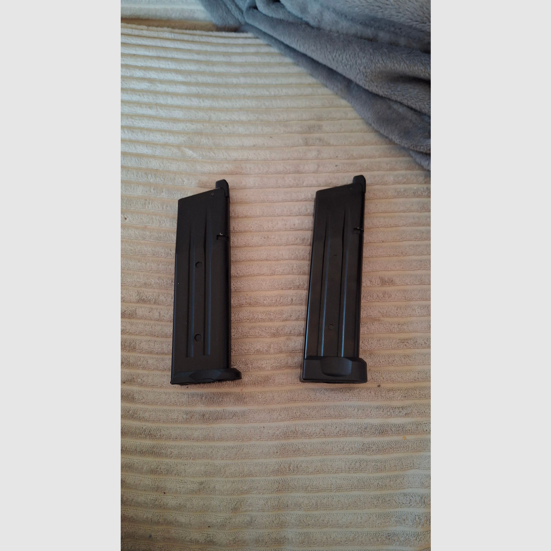 Airsoft 1911 Pistol Gas-operated