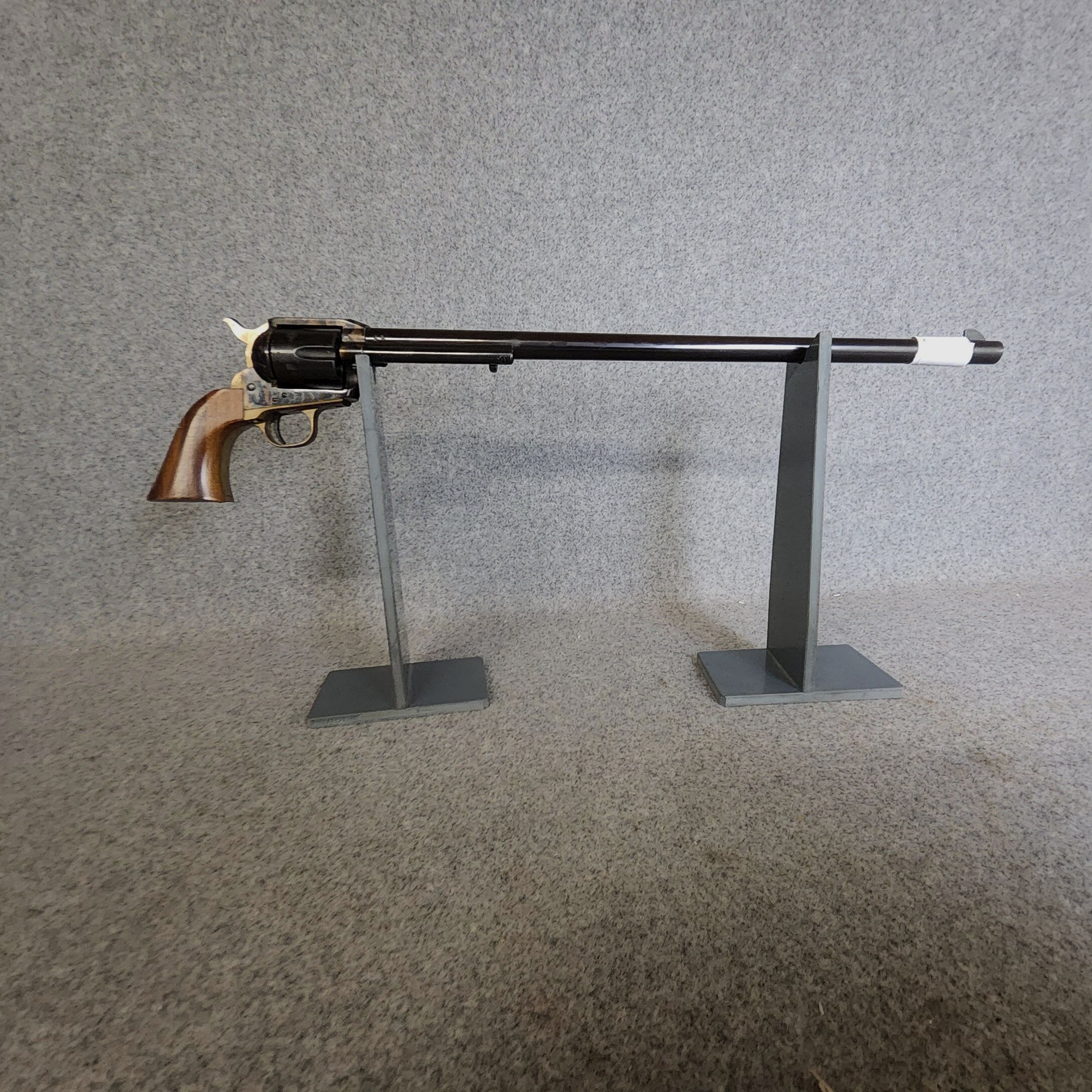 Hege Uberti	 Buntline