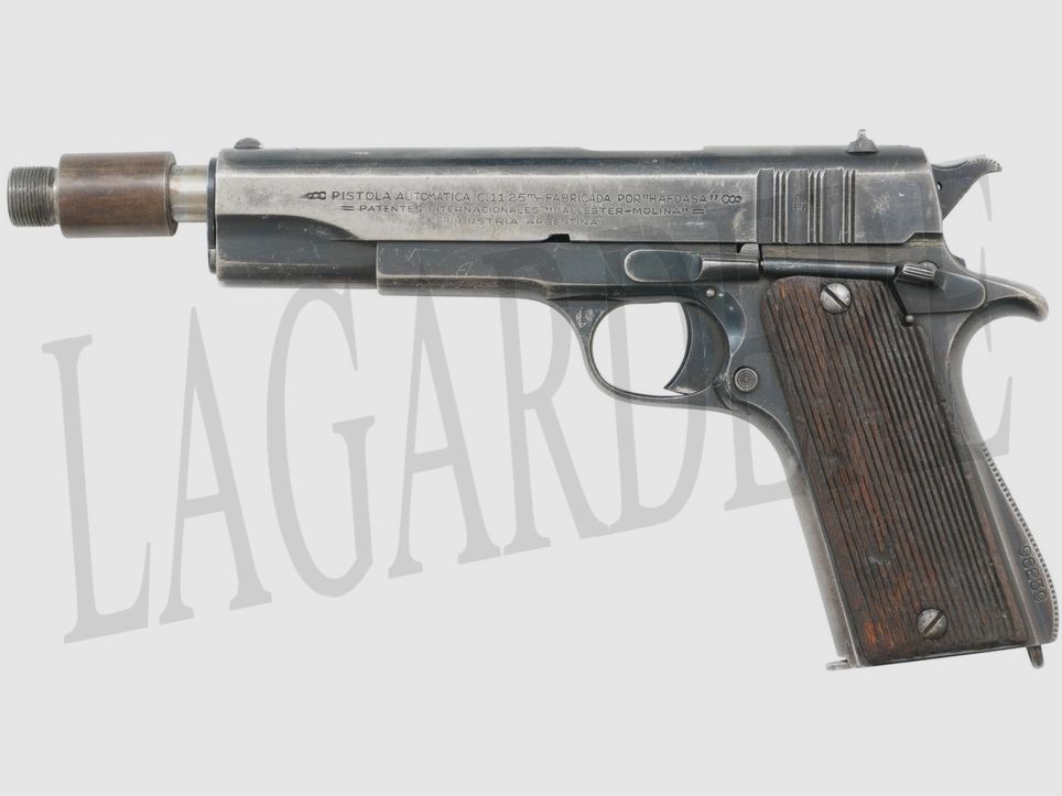 POR HAFDASA BALLESTER-MOLINA (PISTOLA)