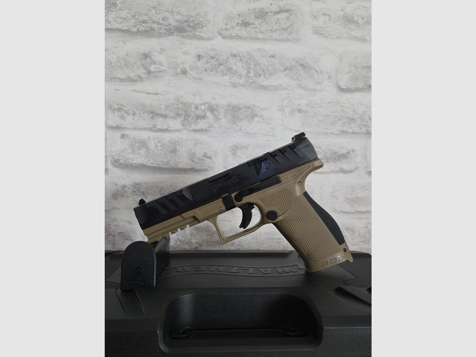 Pistole Walther PDP Fullsize V2 OR 4,5" FDE 9mm Luger