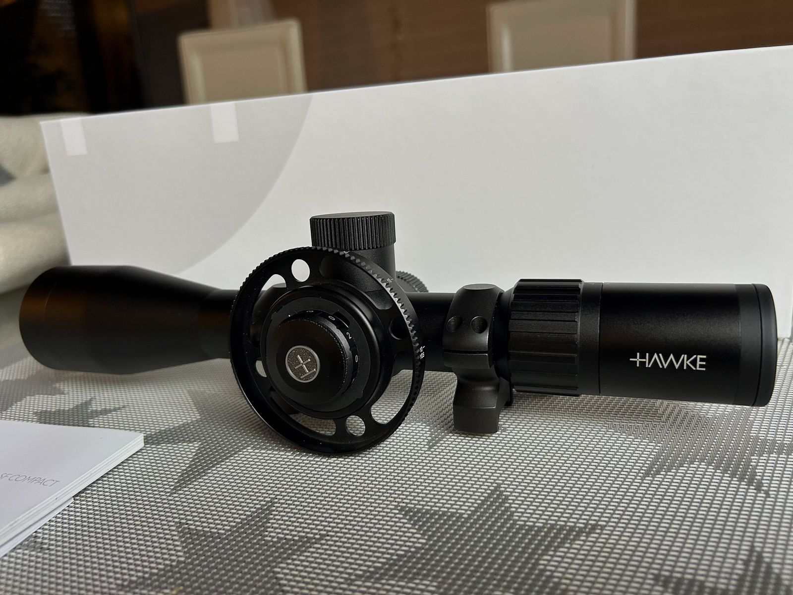 Hawke Airmax 30 SF Compact 4–16×44 AMX IR + Sidewheel + 30-mm quick-release mount + OVP