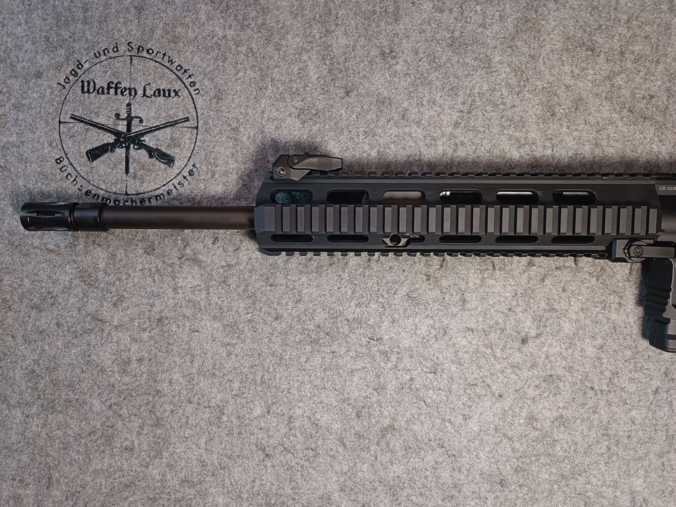 C.G. Haenel CR223 zwart met 16,75" met Oberland Arms kolf