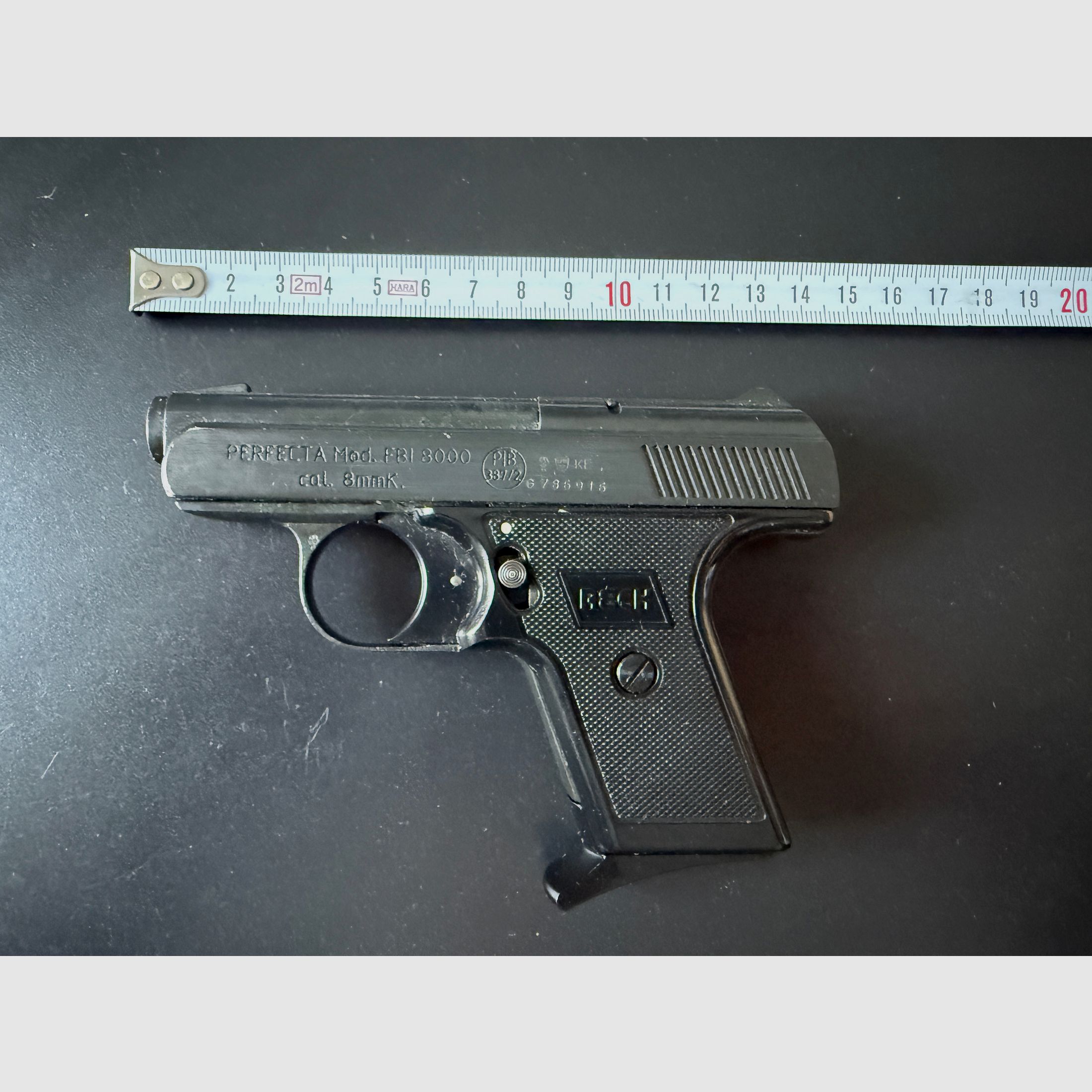 UMAREX Perfecta Mod. FBI 8000 Cal. 8mmK. Made in Germany